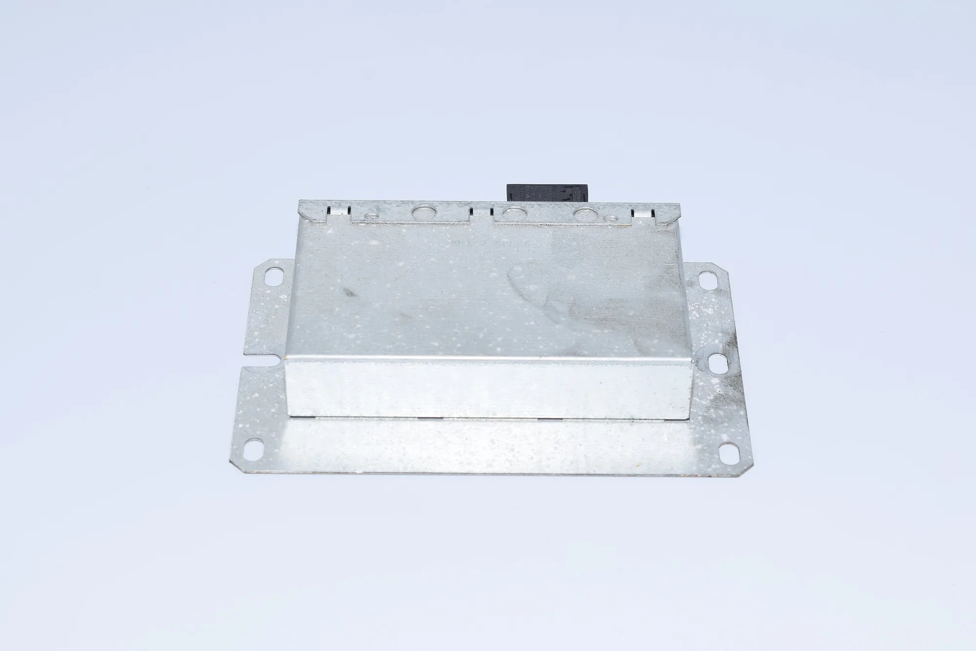 Antenna Amplifier – OEM 8385141 · BMW 5 Touring (E39) 530 d 2000 – 3