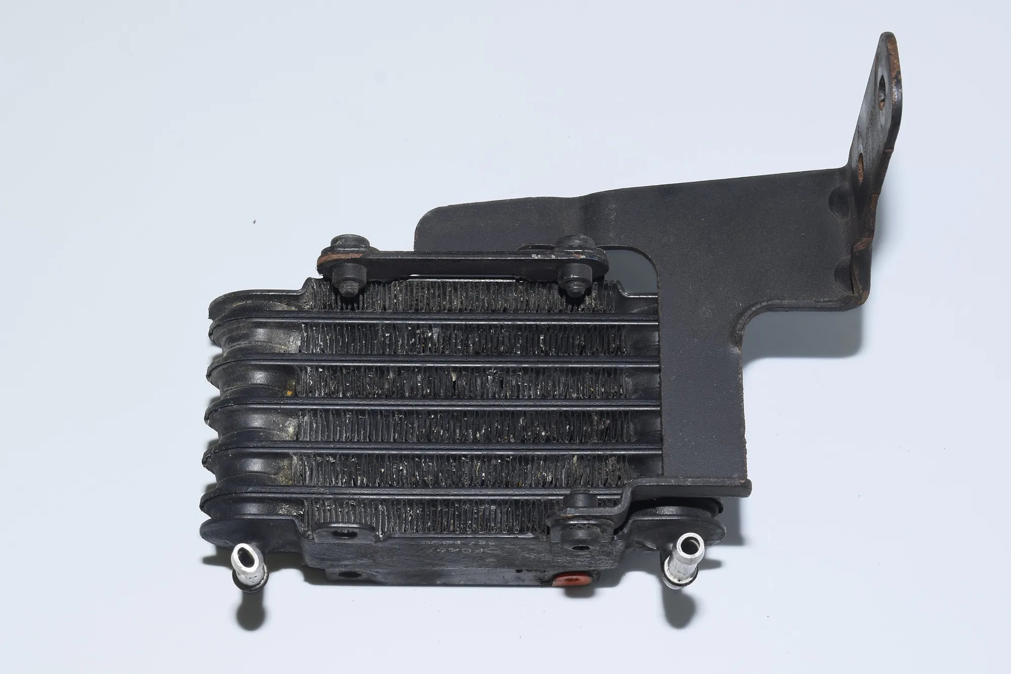 Other Engine Compartment Parts – OEM 2247411 · BMW 5 Touring (E39) 530 d 2000 – 3