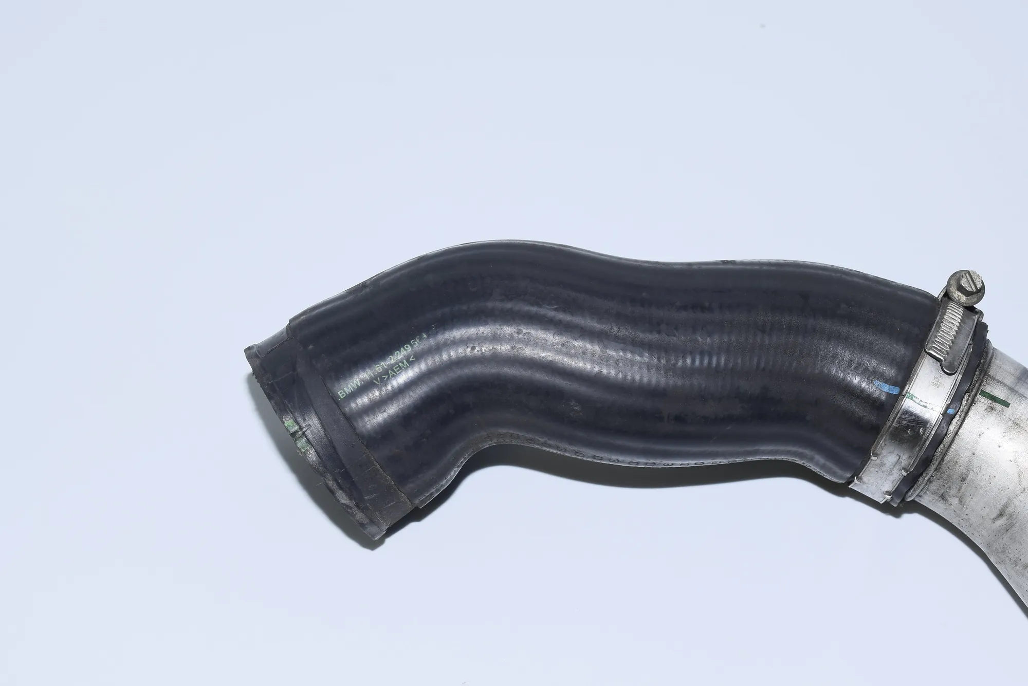 Right Side Intercooler Hose – OEM 2249669 · BMW 5 Touring (E39) 525 d 2003 – 2