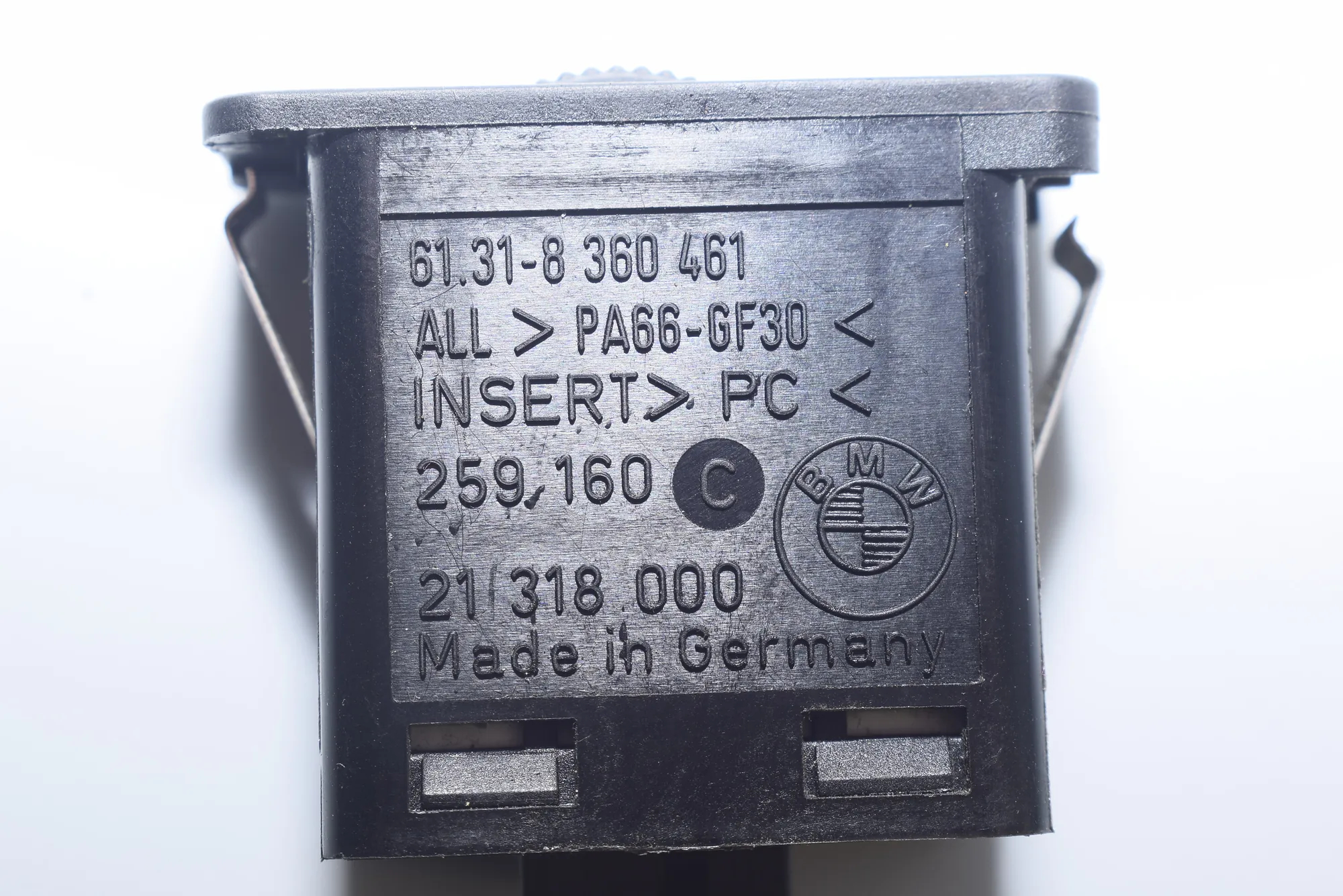 Switches – OEM 8360461 · BMW 5 Touring (E39) 525 d 2003 – 5
