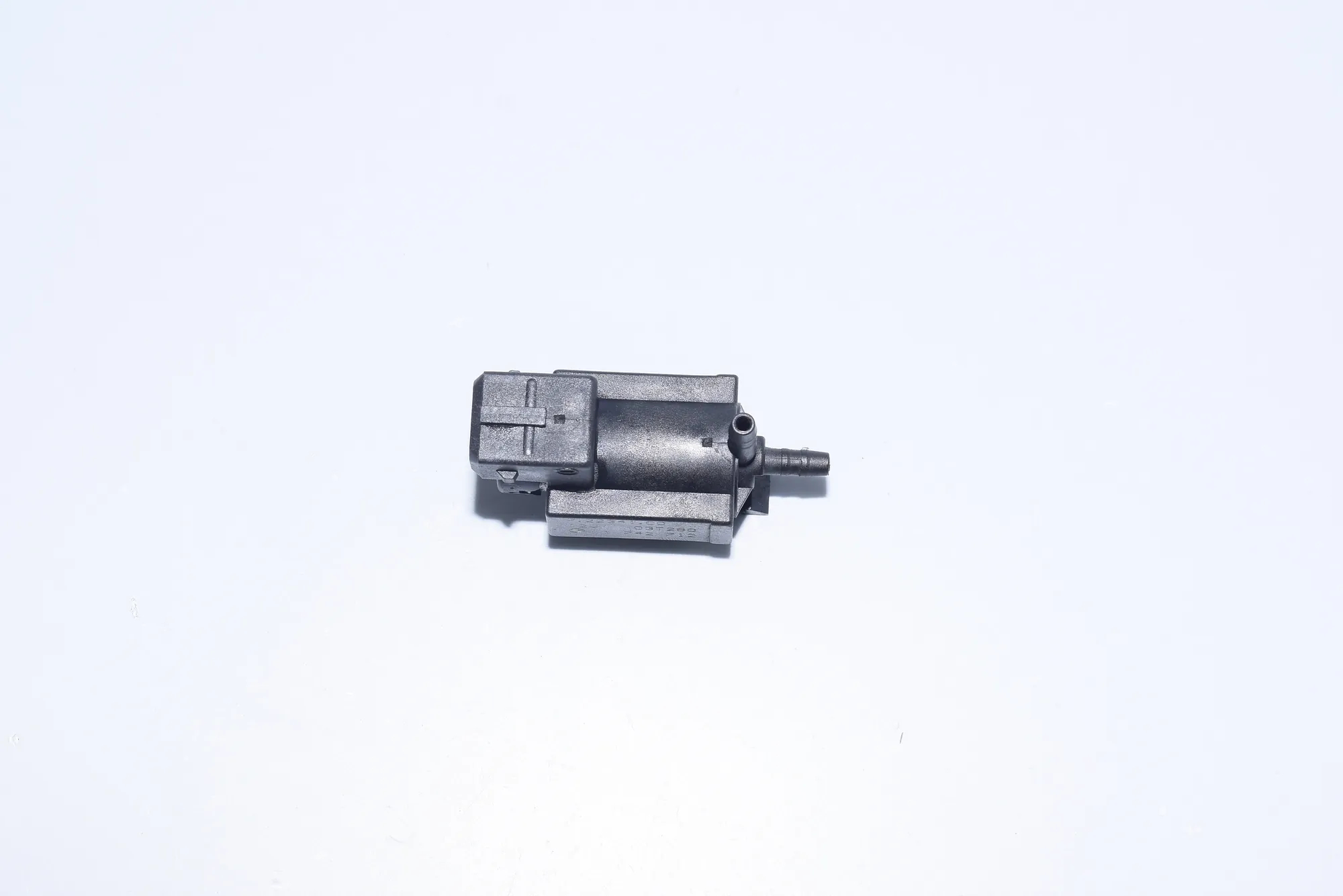 Solenoid Valve – OEM 1742712 · BMW 5 Touring (E39) 525 d 2003 – 5