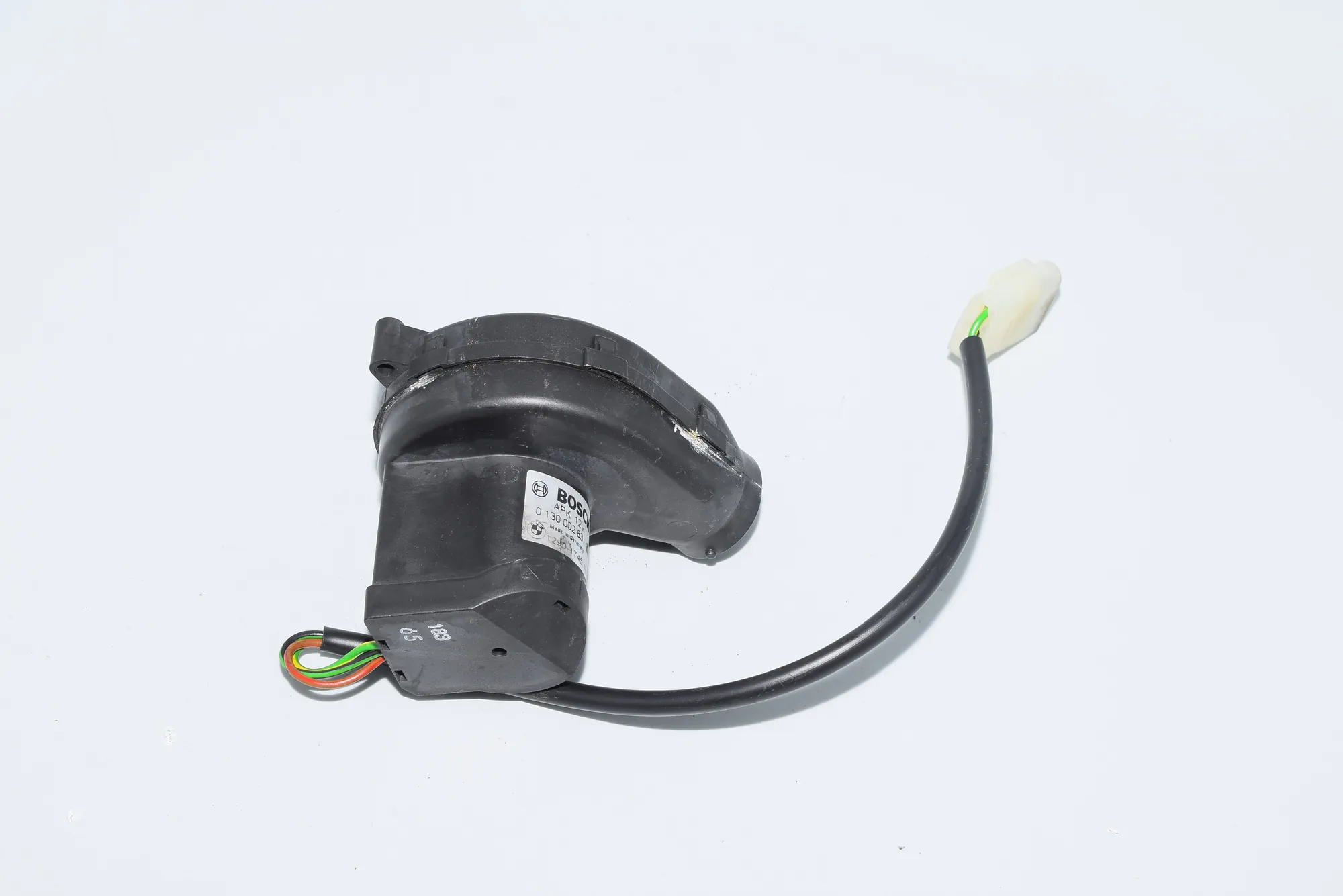 Other Control Units – OEM 0130002831 · BMW 5 Touring (E39) 525 d 2001 – 4