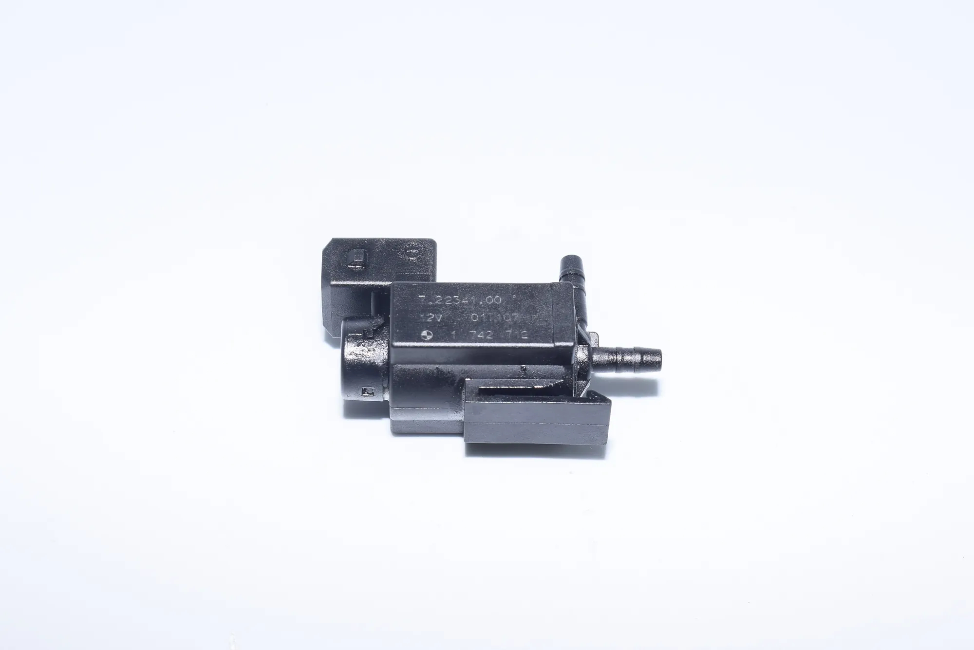 Solenoid Valve – OEM 1742712 · BMW 5 Touring (E39) 525 d 2001 – 3