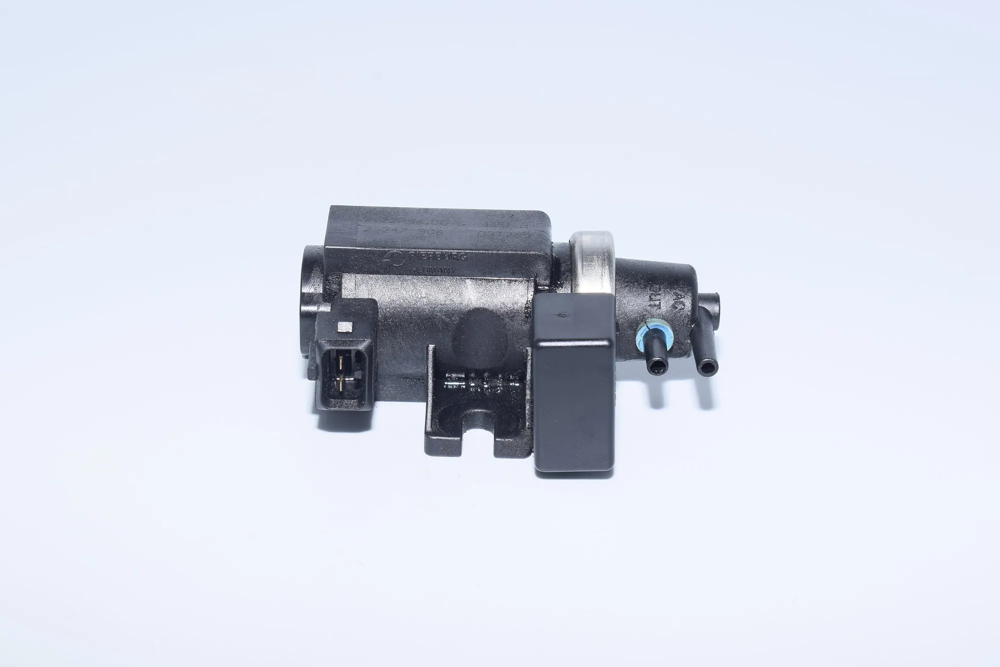 Solenoid Valve – OEM 2247906 · BMW 5 Touring (E39) 525 d 2001 – 3