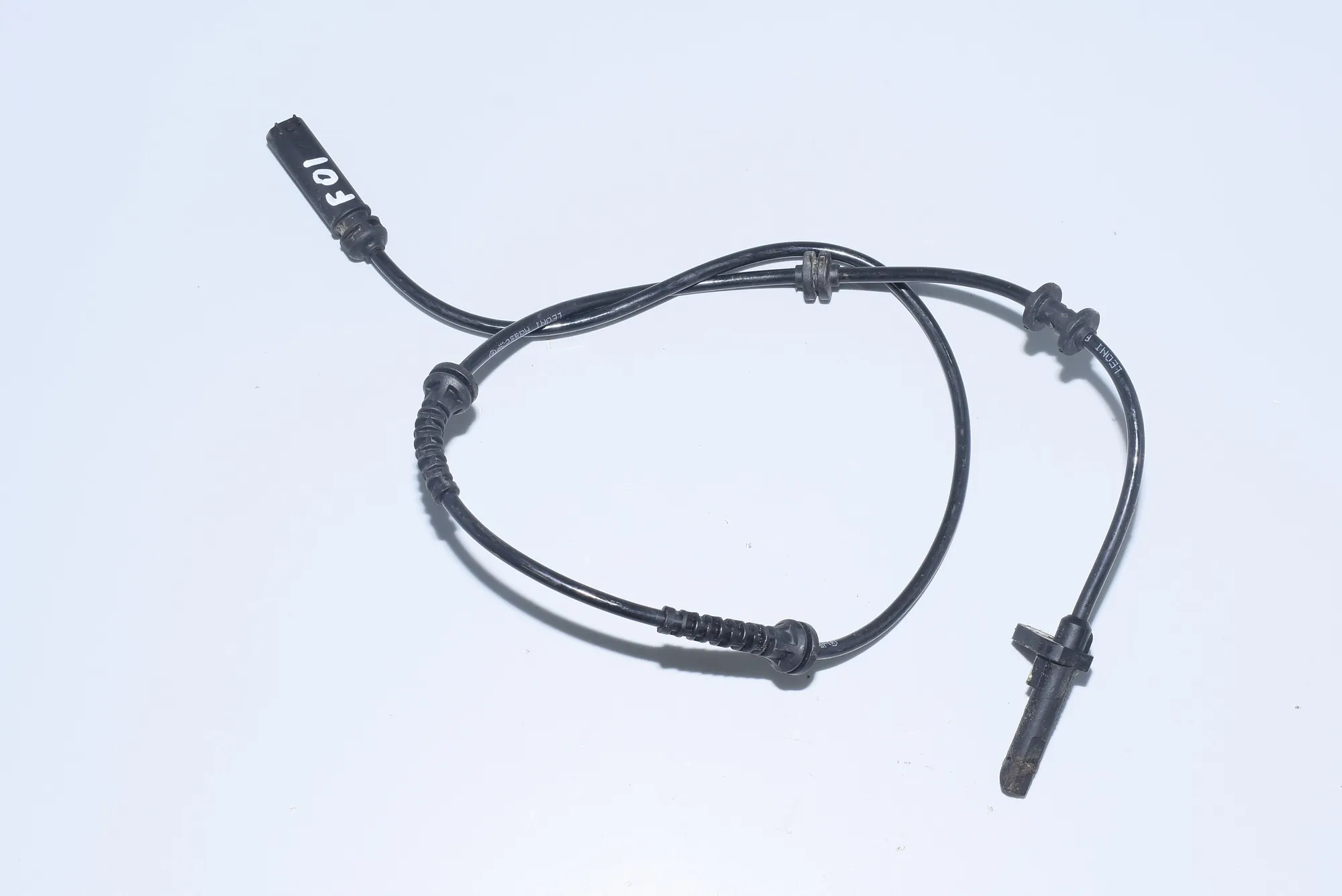 Rear Left ABS Sensor – OEM 0265007983 · BMW 7 (F01, F02) BMW 7 (F01, F02) 730 d 2010