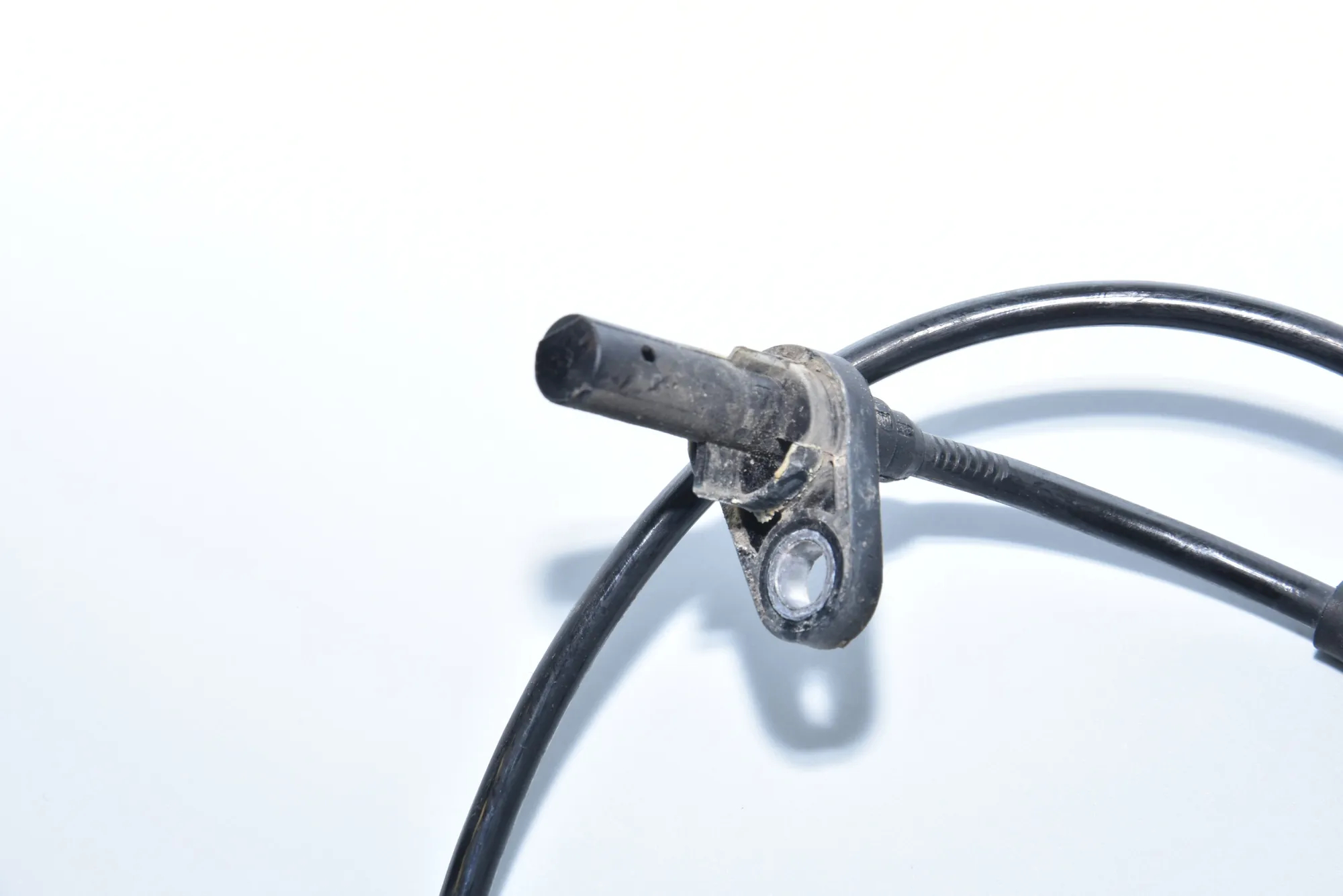Front Right ABS Sensor – OEM 6775863 · BMW 7 (F01, F02) BMW 7 (F01, F02) 730 d 2010 – 2