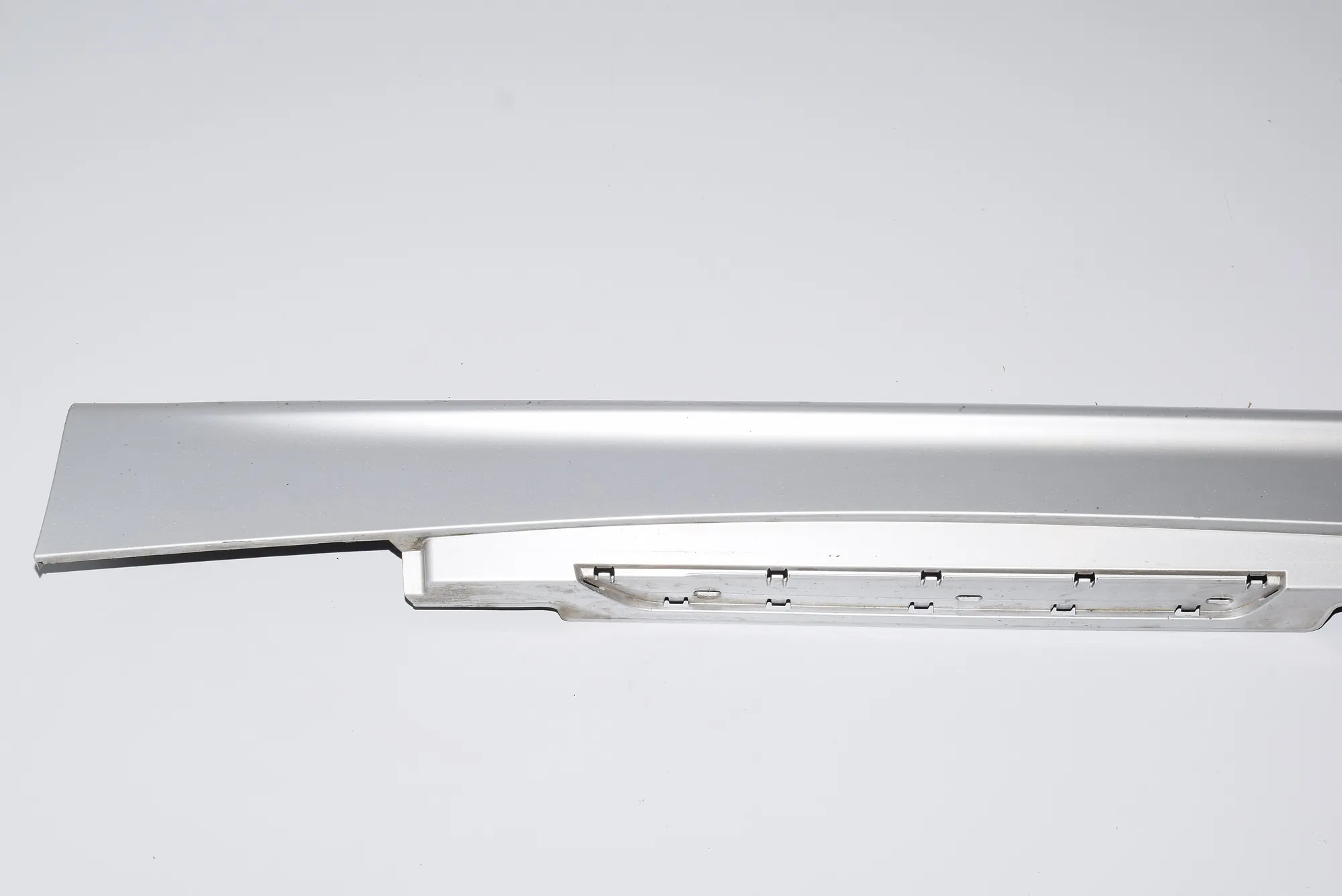 Right Side Plastic Sideskirt Cover – OEM NA · BMW 1 (E87) 120 i 2004 – 2