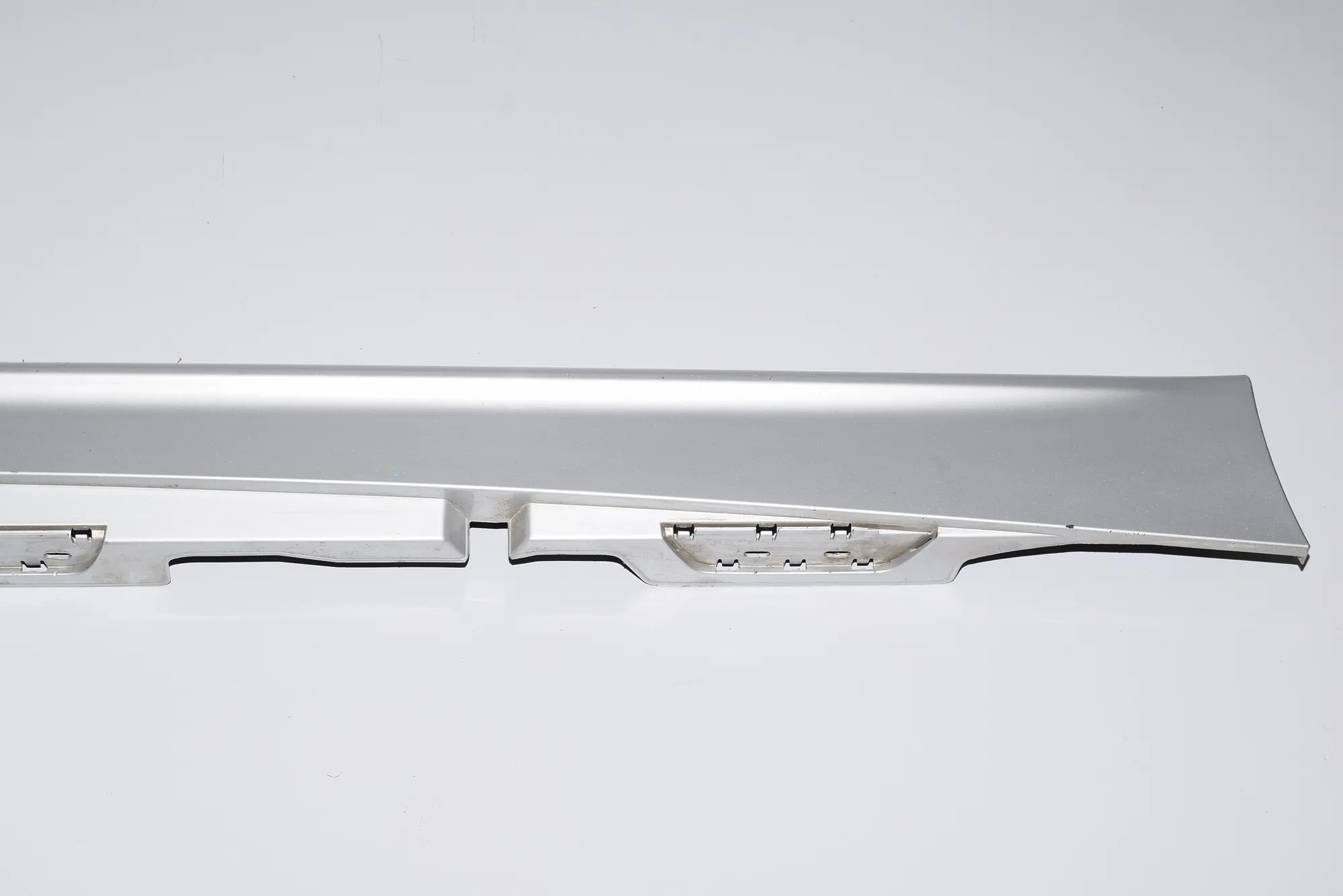 Right Side Plastic Sideskirt Cover – OEM NA · BMW 1 (E87) 120 i 2004 – 3