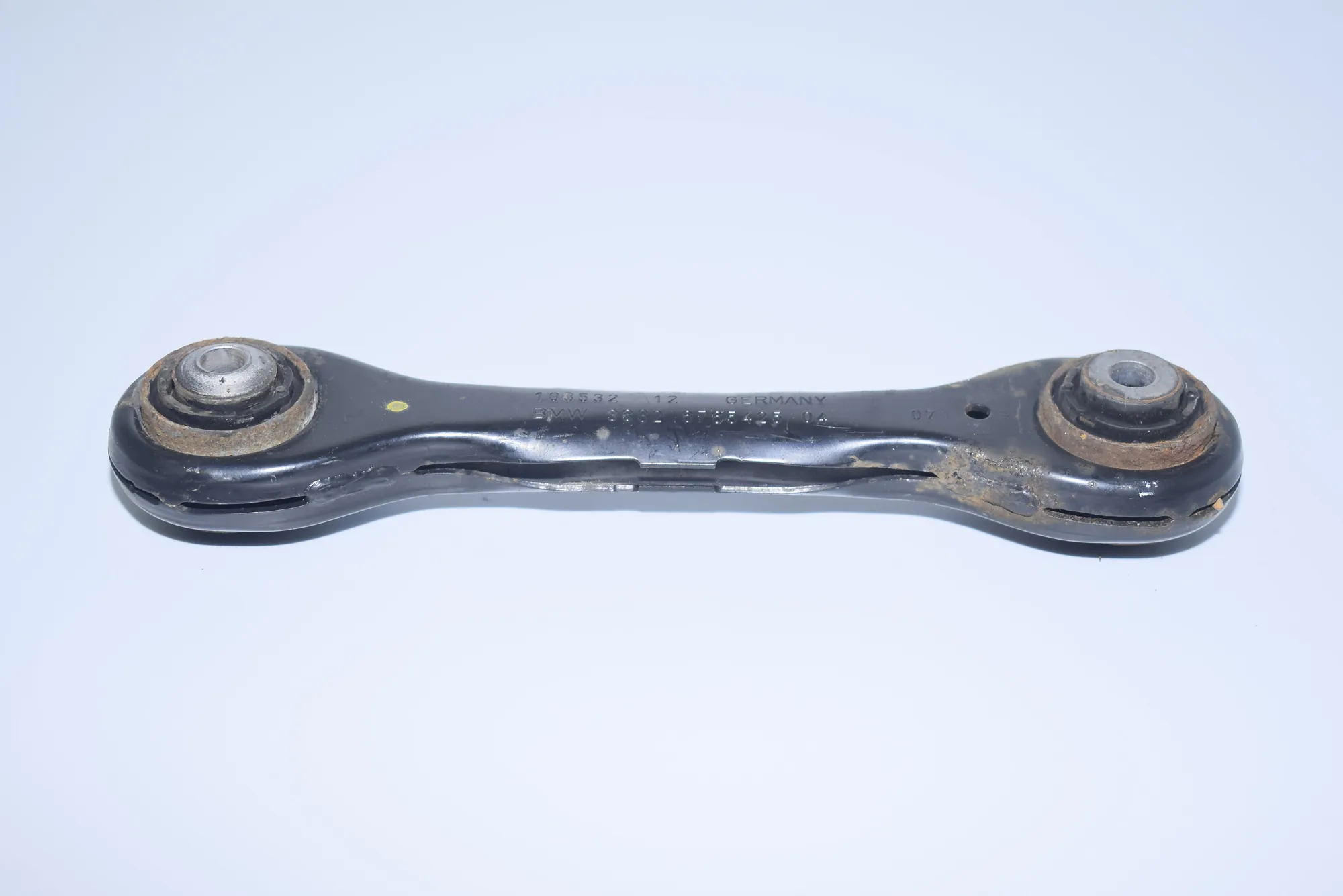 Rear Left Control Arm – OEM 6765425 · BMW 1 (E87) 120 i 2004 – 4