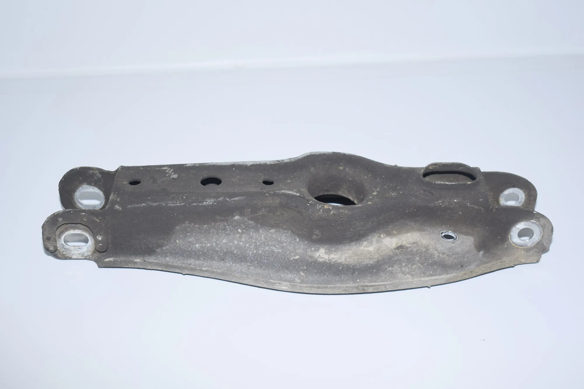 Rear Left Lower Control Arm – OEM NA · BMW 1 (E87) 120 i 2004 – 2