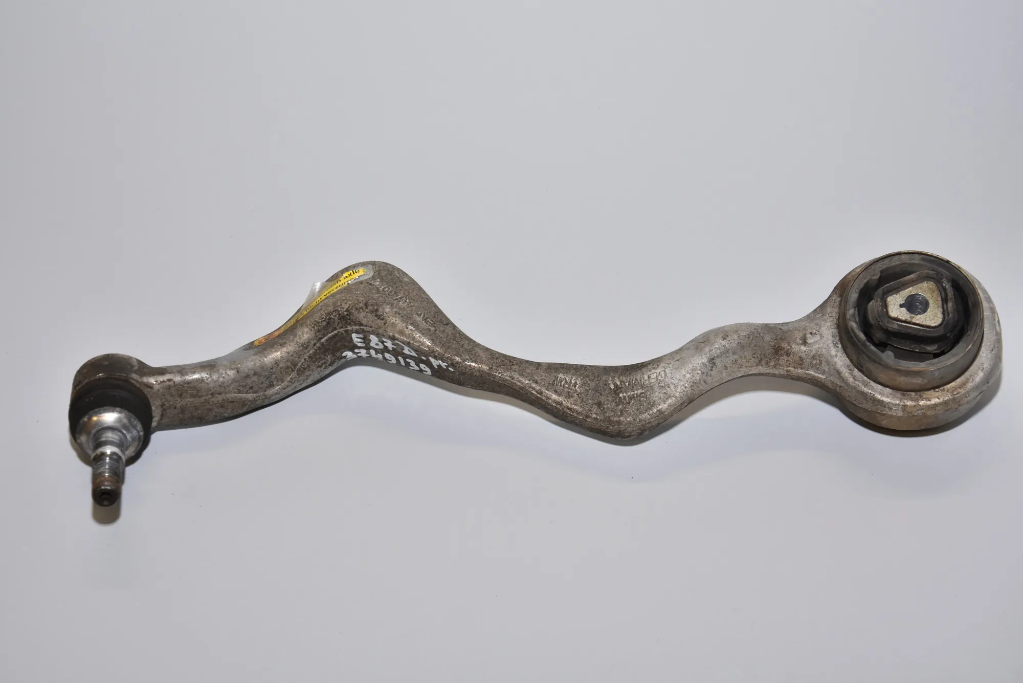 Front Right Curved Control Arm – OEM NA · BMW 1 (E87) 120 i 2004 – 2
