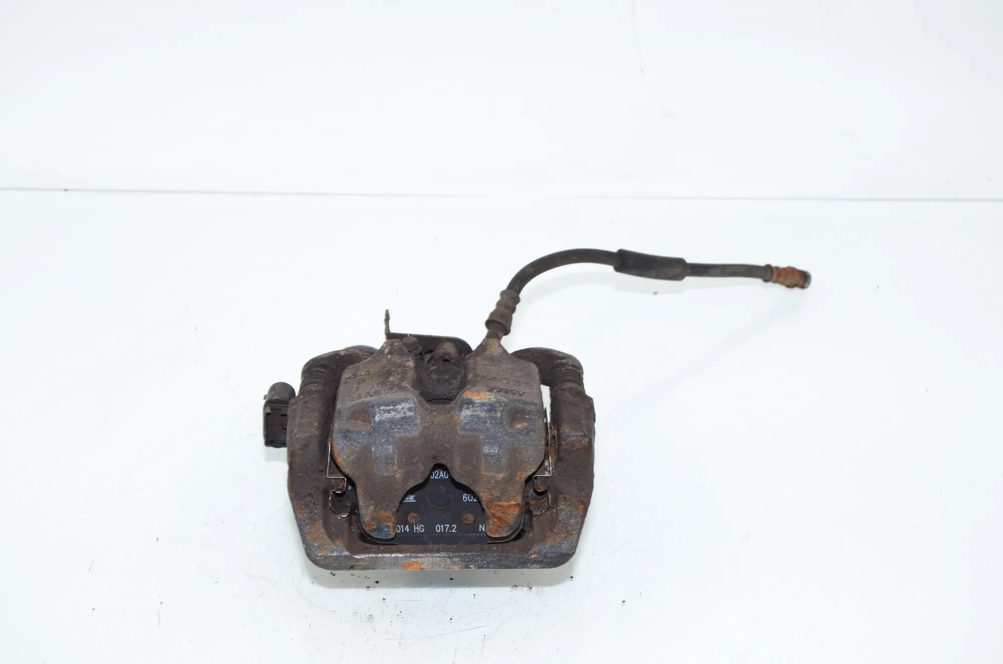 Rear Left Brake Caliper – OEM 6793047 · BMW 5 Touring (F11) 530 d xDrive 2011