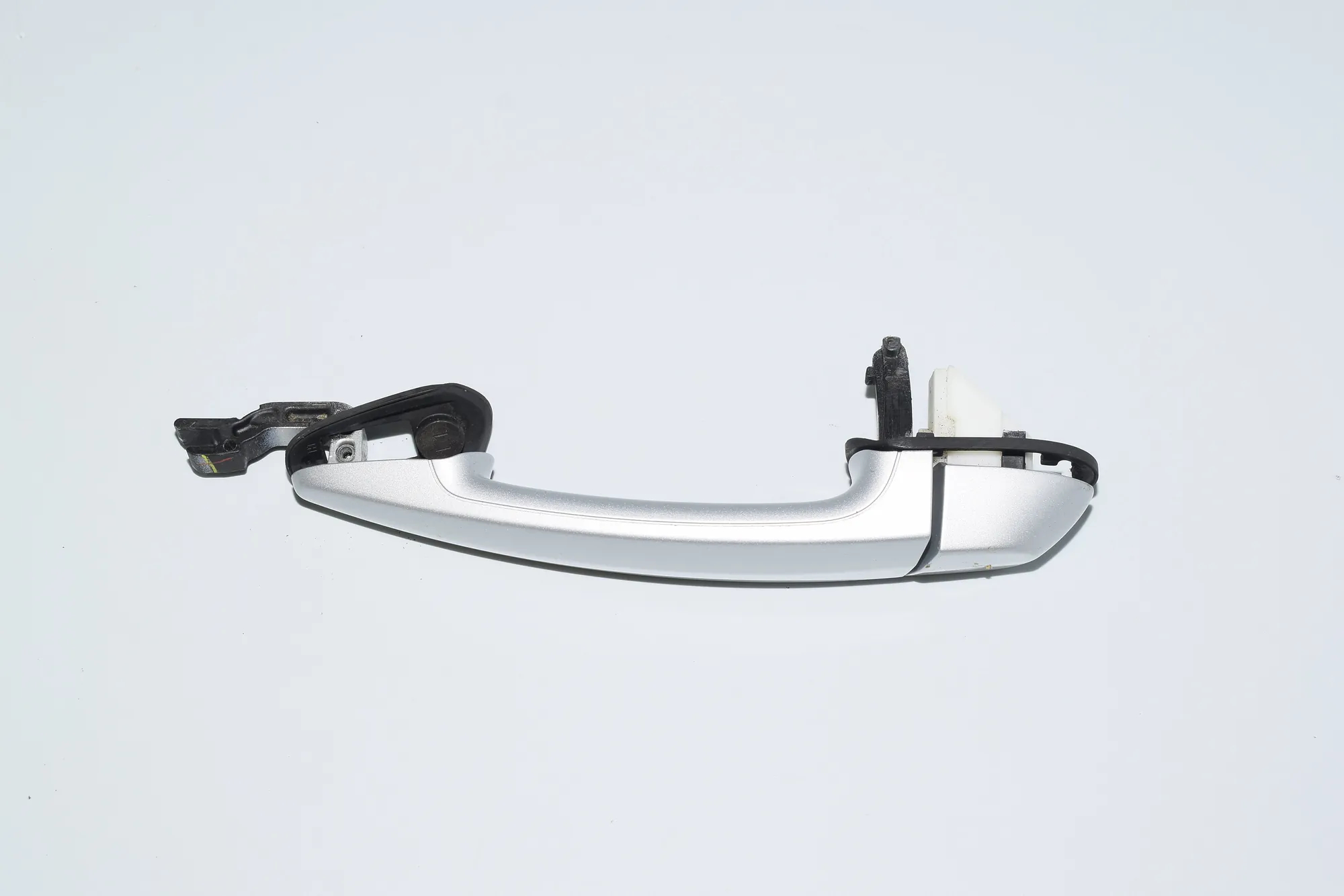 Rear Left Door Exterior Handle – OEM NA · BMW 1 (E87) 120 i 2004 – 2