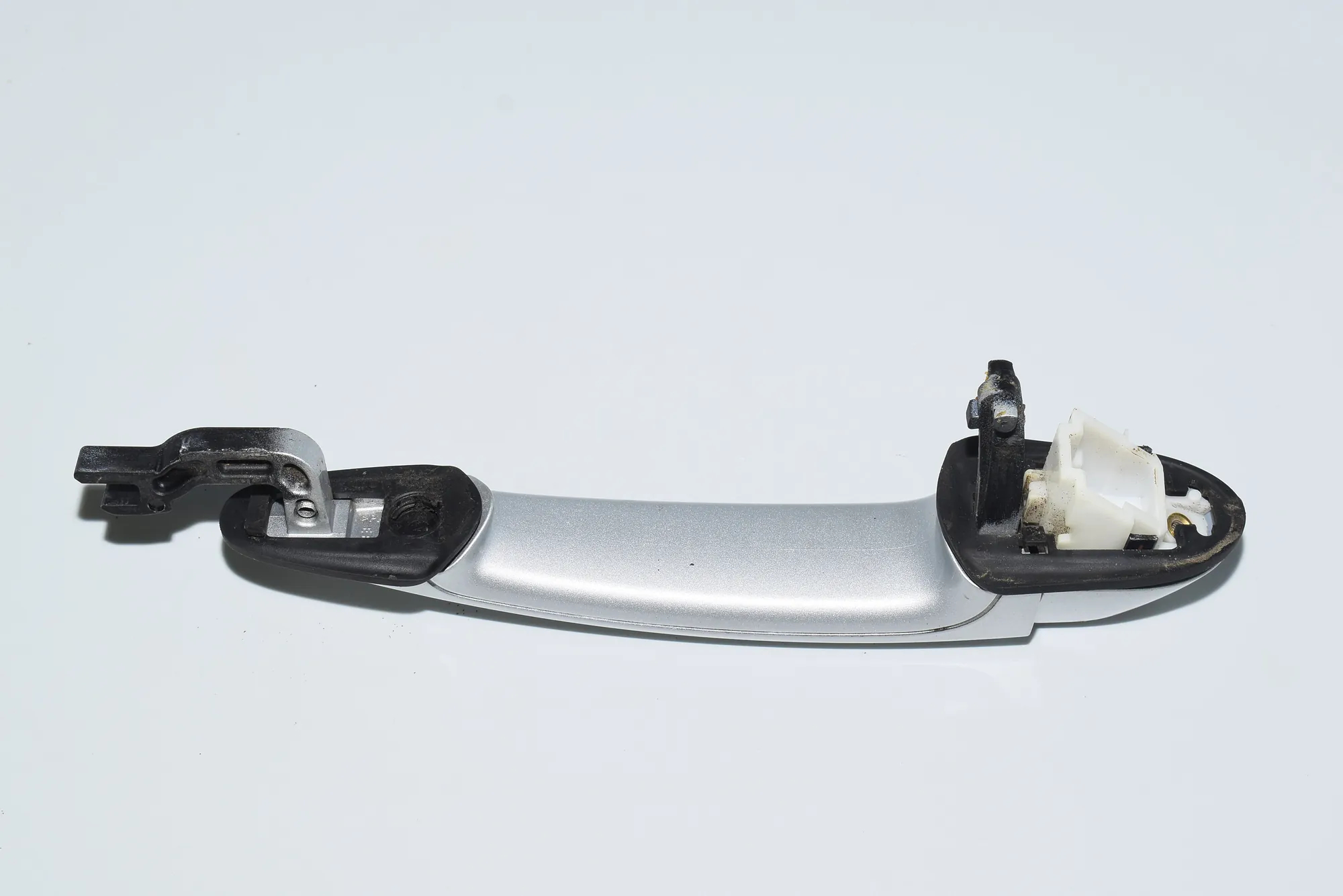 Rear Left Door Exterior Handle – OEM NA · BMW 1 (E87) 120 i 2004 – 3