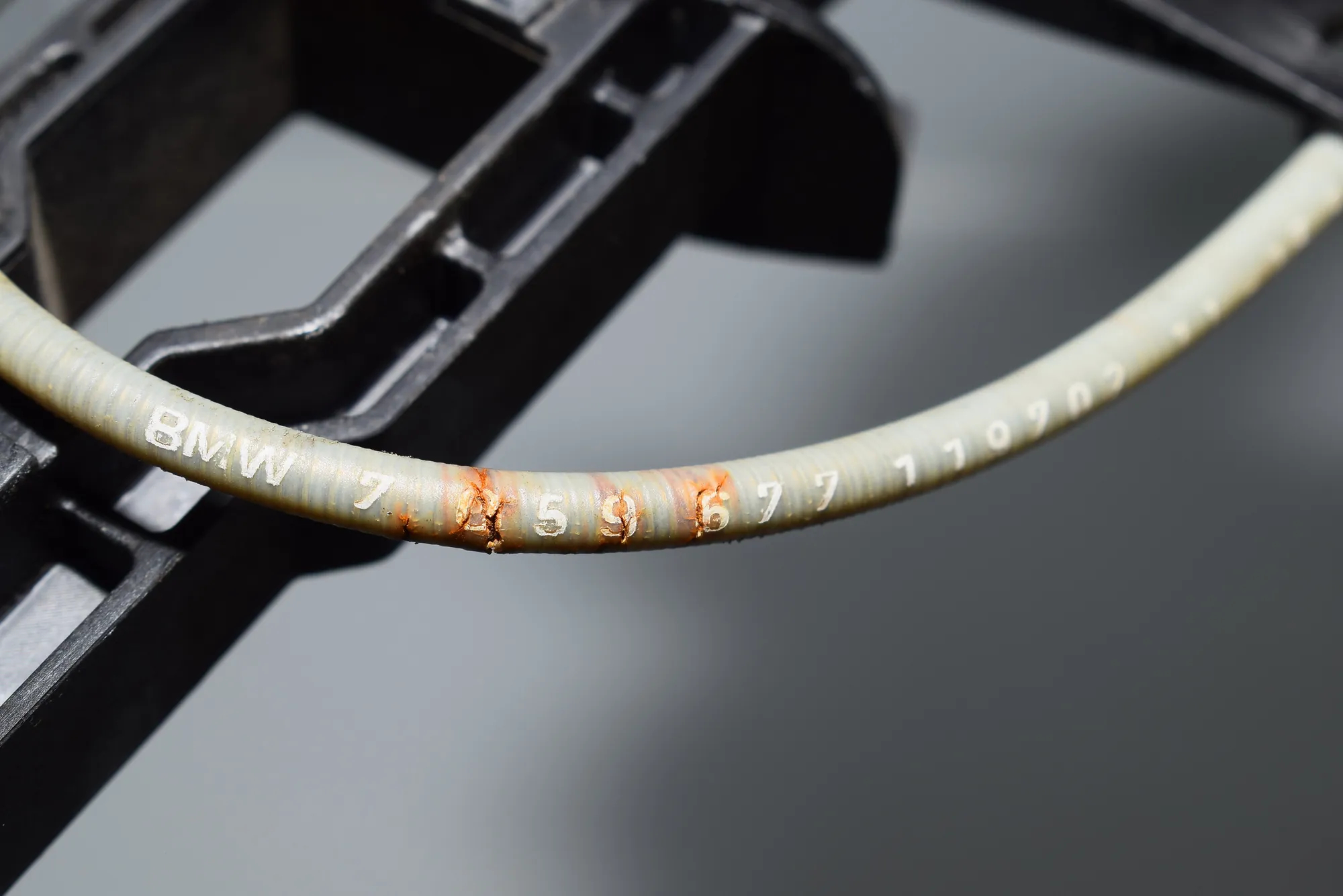 Front Right Door Interior Handle Frame – OEM 7059677 · BMW 1 (E87) 120 i 2004 – 5