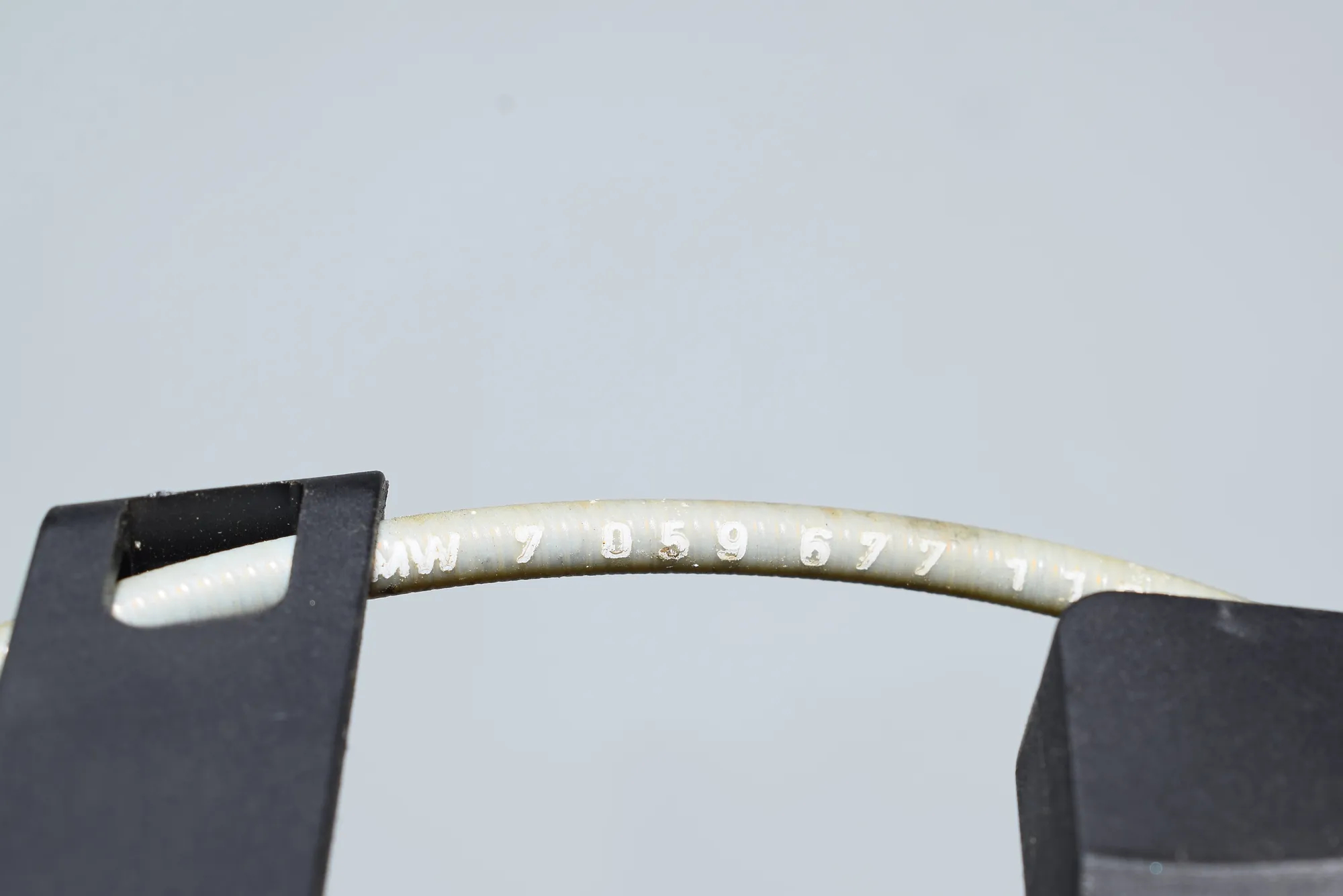 Front Left Door Interior Handle Frame – OEM 7059677 · BMW 1 (E87) 120 i 2004 – 5