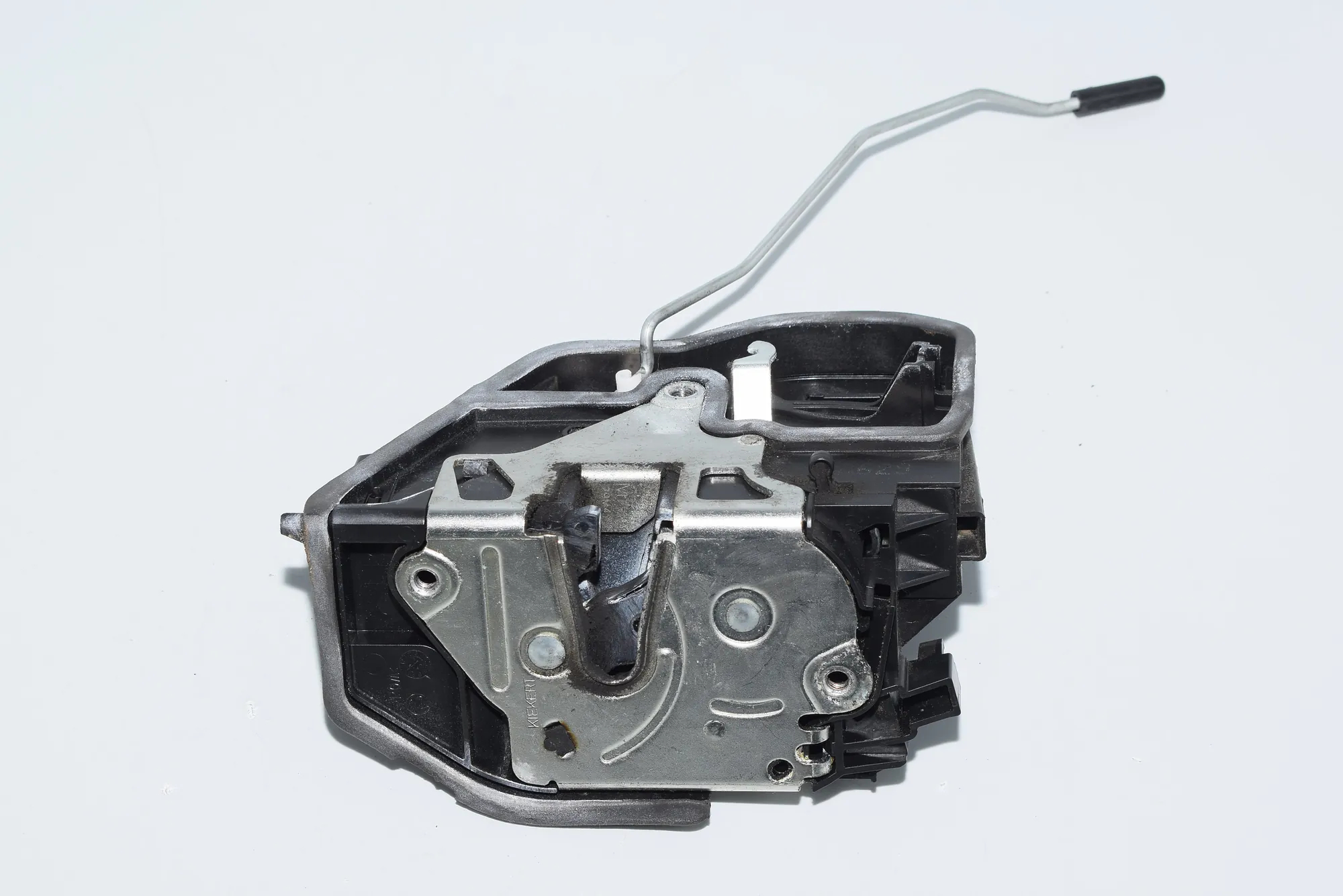 Rear Left Door Lock – OEM 7154629 · BMW 1 (E87) 120 i 2004 – 3