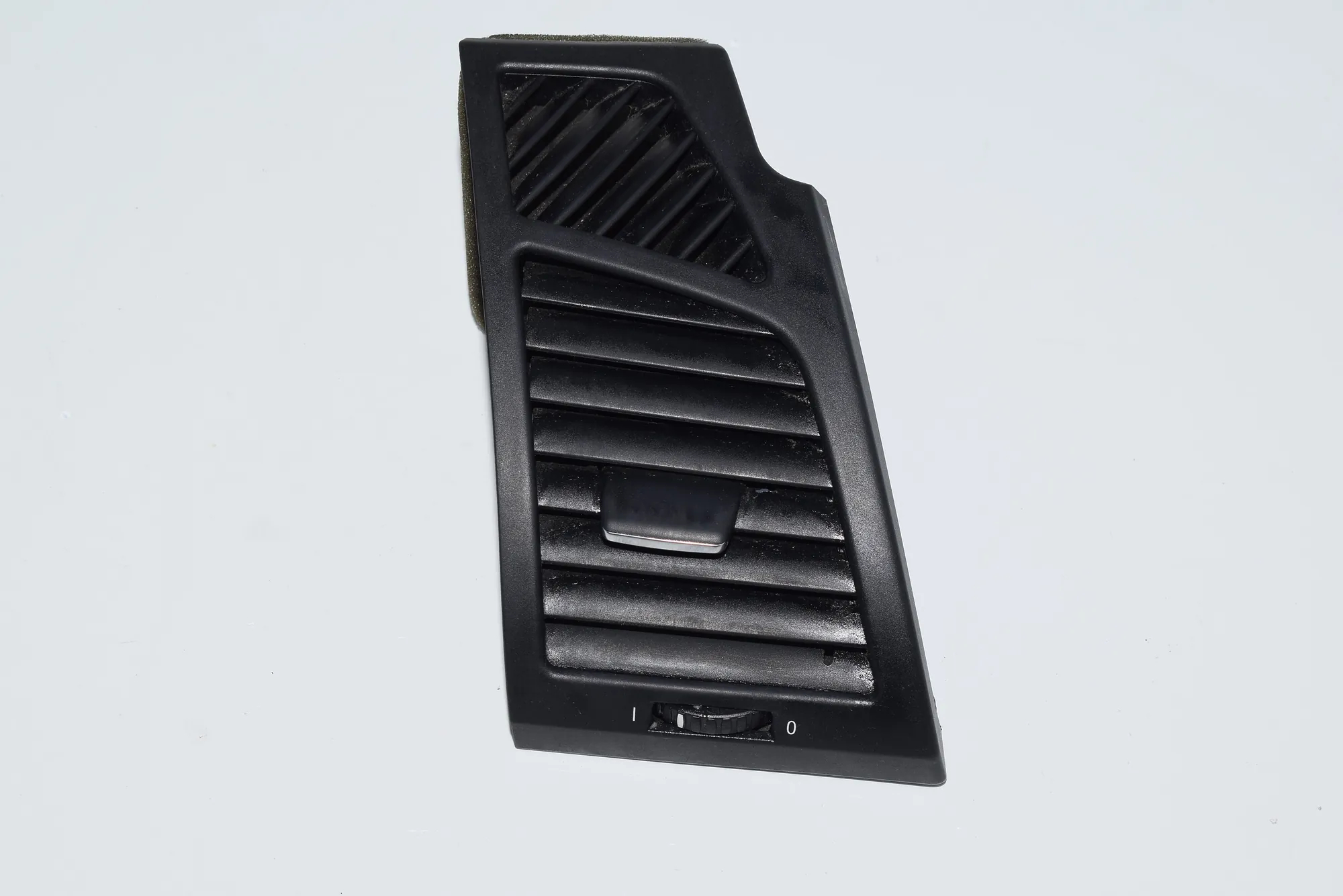 Dashboard Air Vents – OEM 7059188 · BMW 1 (E87) 120 i 2004 – 3