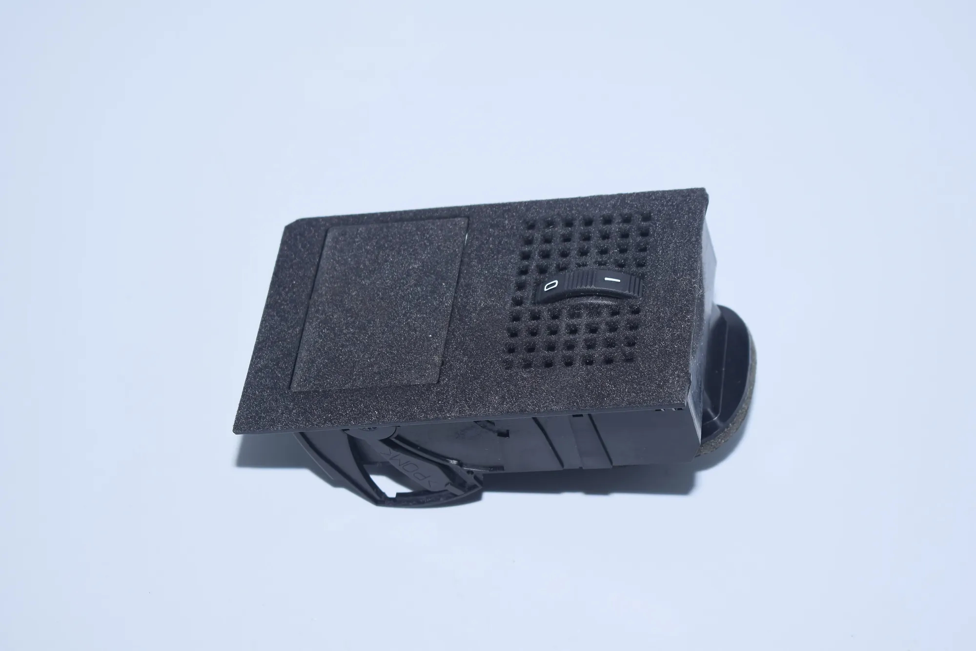 Glove Compartment – OEM 7011612 · BMW 7 (E65, E66, E67) 745 i, Li 2002