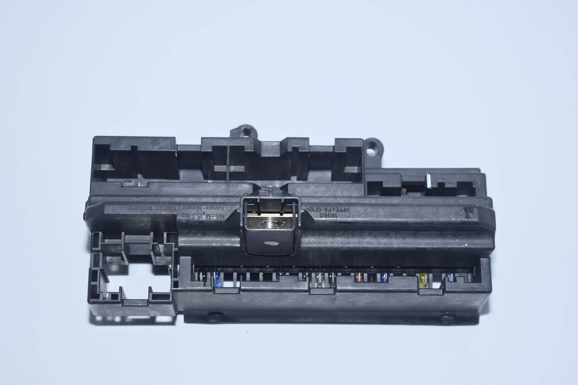 Fuse Box – OEM 6900582 · BMW 7 (E65, E66, E67) 745 i, Li 2002 – 4