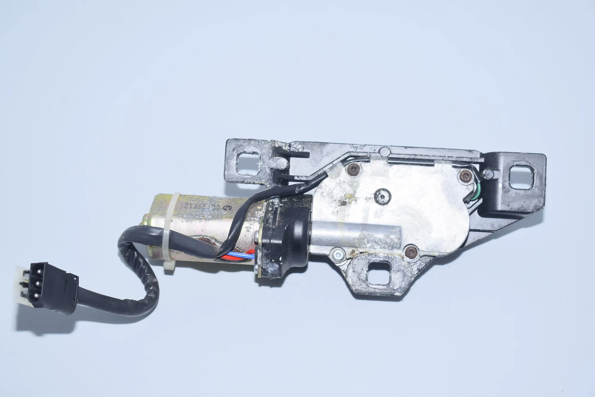 Tailgate Boot Lock – OEM 7014872 · BMW 7 (E65, E66, E67) 745 i, Li 2002 – 2