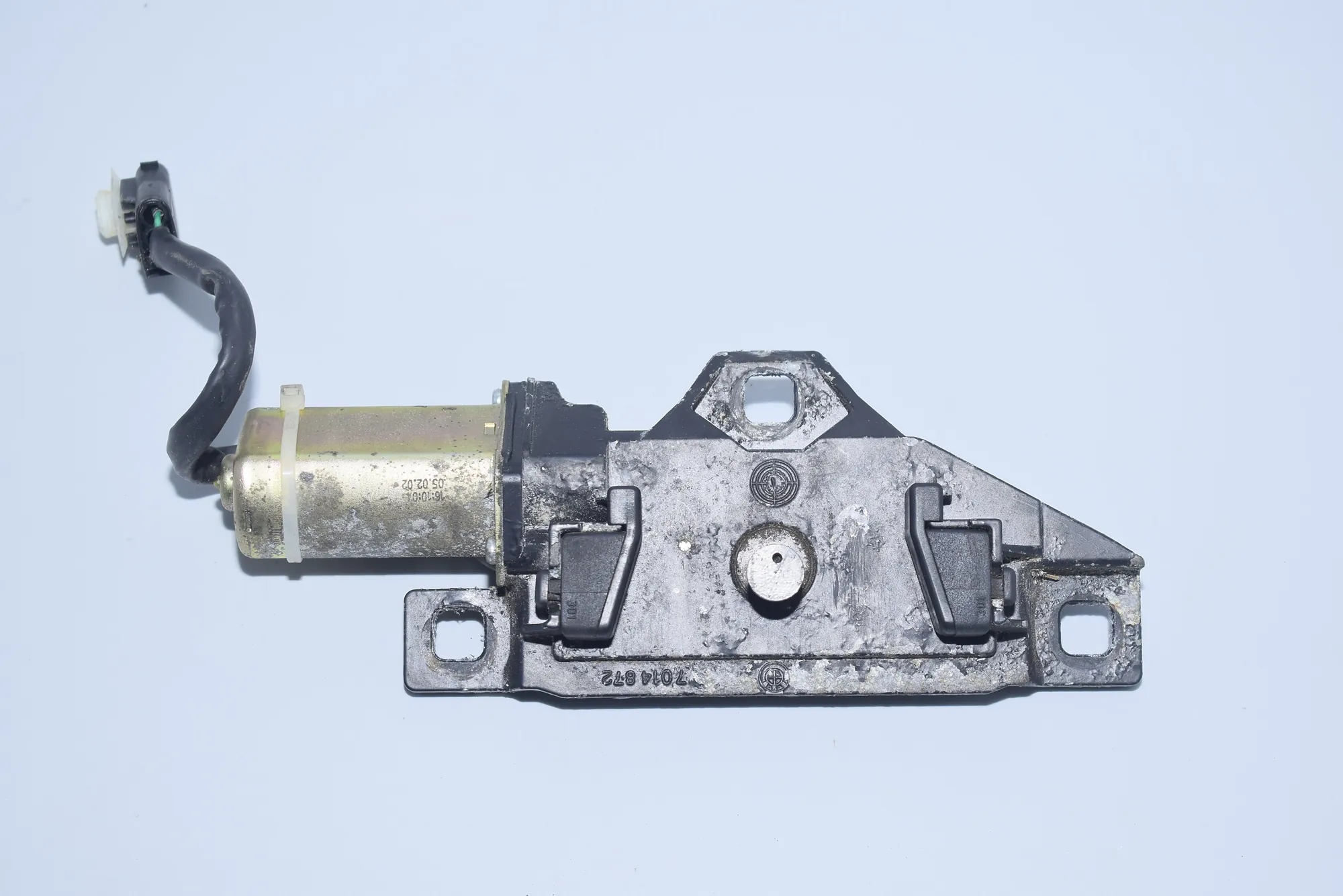Tailgate Boot Lock – OEM 7014872 · BMW 7 (E65, E66, E67) 745 i, Li 2002