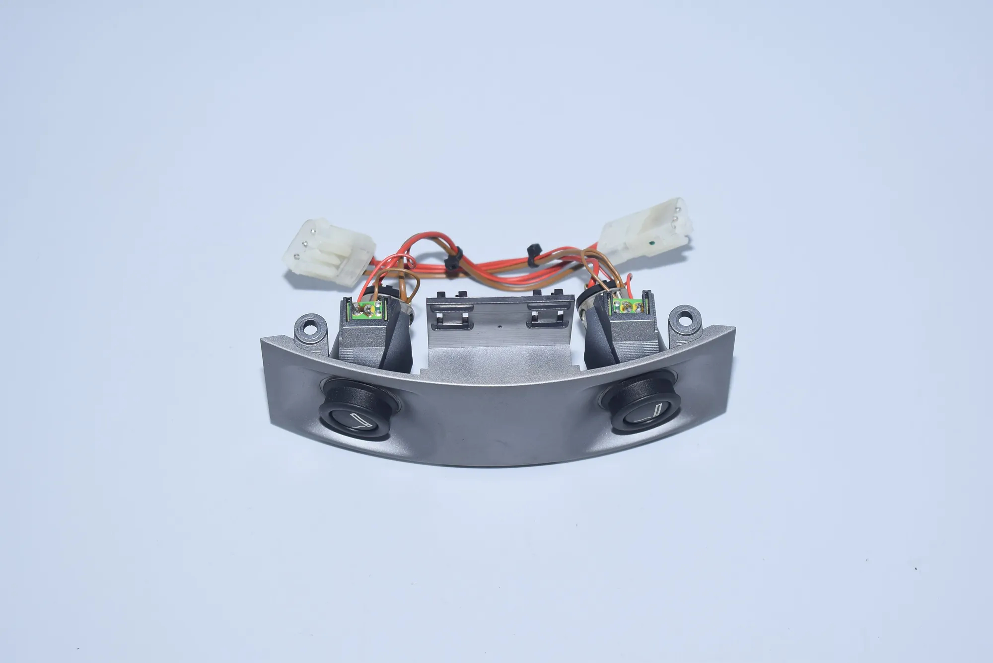 Other Interior Parts – OEM 7002402 · BMW 7 (E65, E66, E67) 745 i, Li 2002