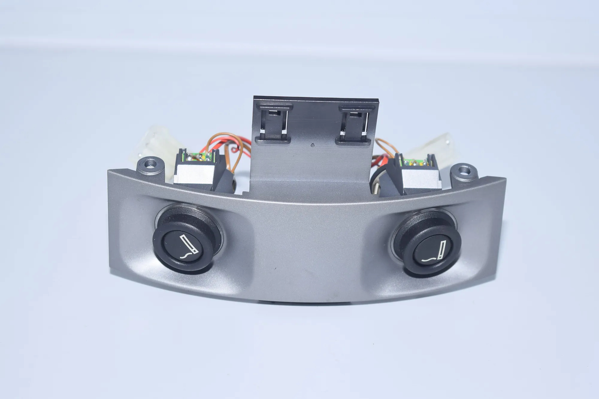 Other Interior Parts – OEM 7002402 · BMW 7 (E65, E66, E67) 745 i, Li 2002 – 2