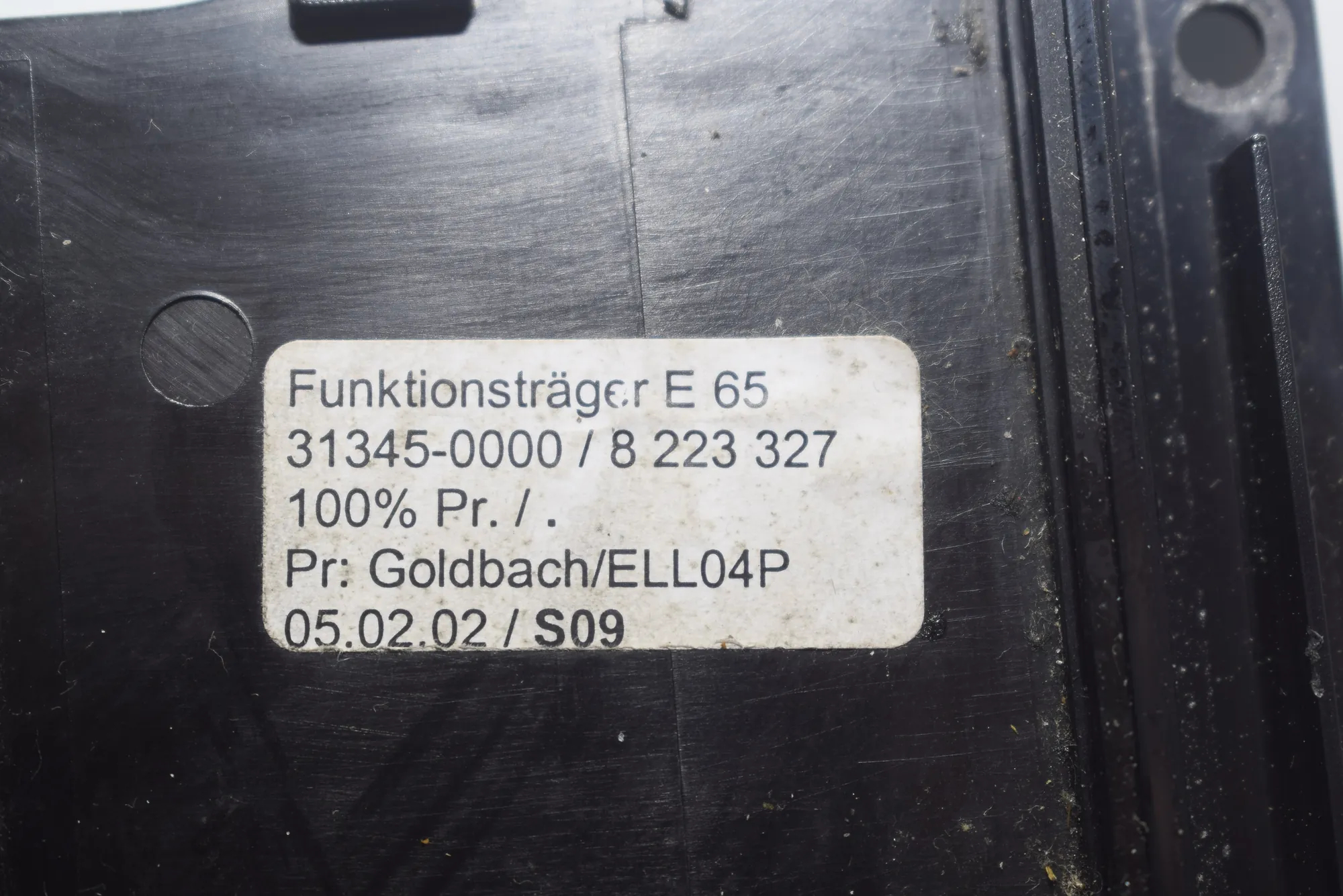 Ashtray – OEM 8223327 · BMW 7 (E65, E66, E67) 745 i, Li 2002 – 6