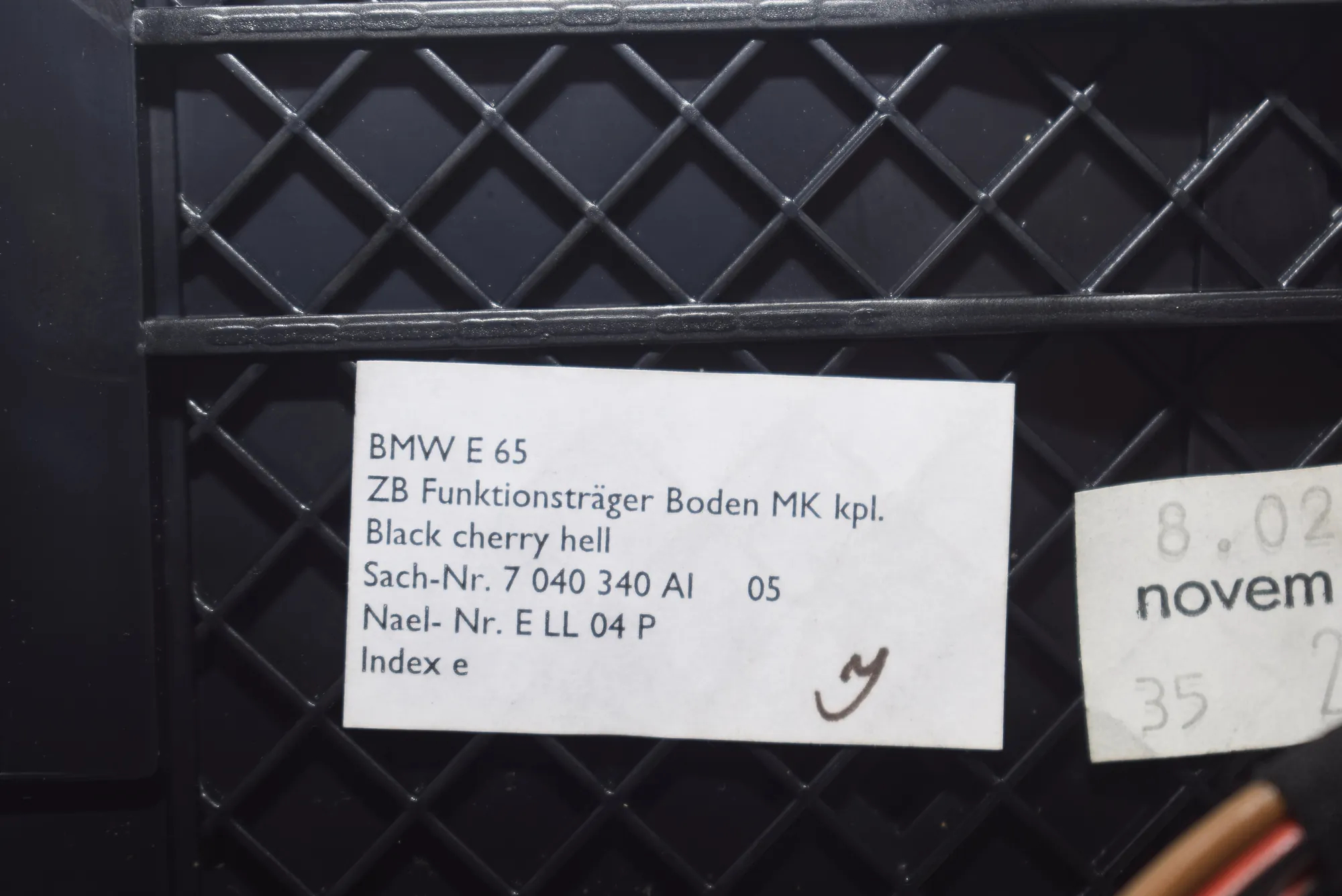 Ashtray – OEM 8223327 · BMW 7 (E65, E66, E67) 745 i, Li 2002 – 2