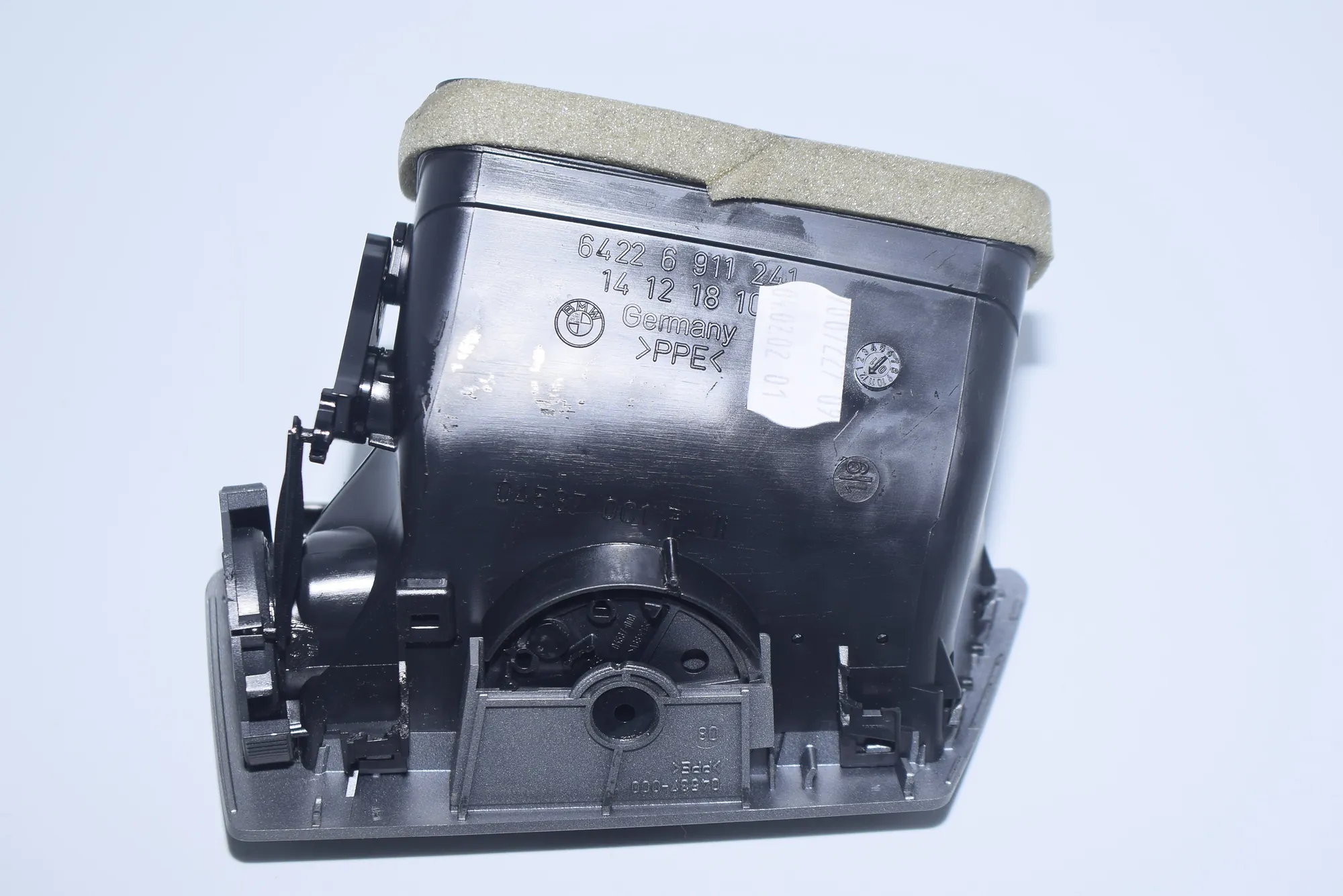 Dashboard Air Vents – OEM 6911241 · BMW 7 (E65, E66, E67) 745 i, Li 2002 – 3