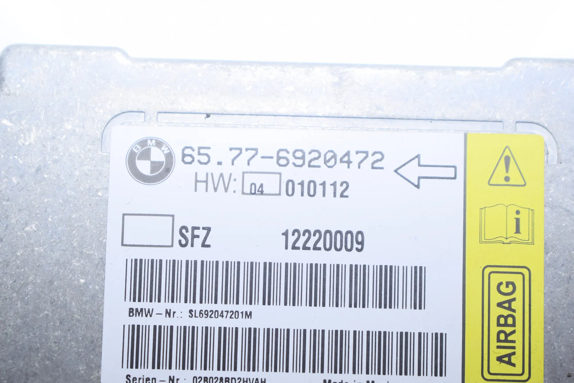 SRS Control Unit – OEM 6920472 · BMW 7 (E65, E66, E67) 745 i, Li 2002 – 4