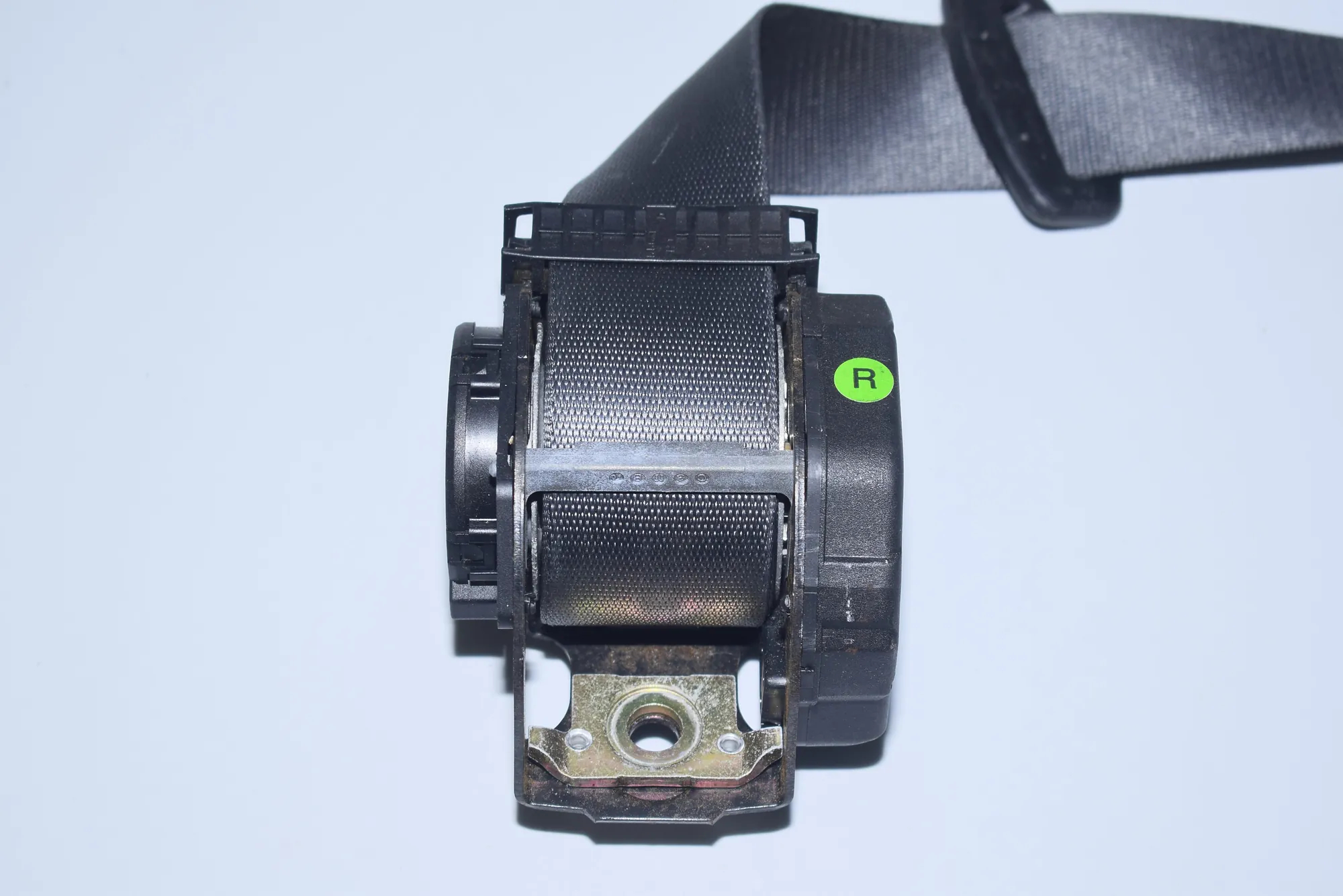 Rear Right Seatbelt – OEM 7037834 · BMW 7 (E65, E66, E67) 745 i, Li 2002 – 3