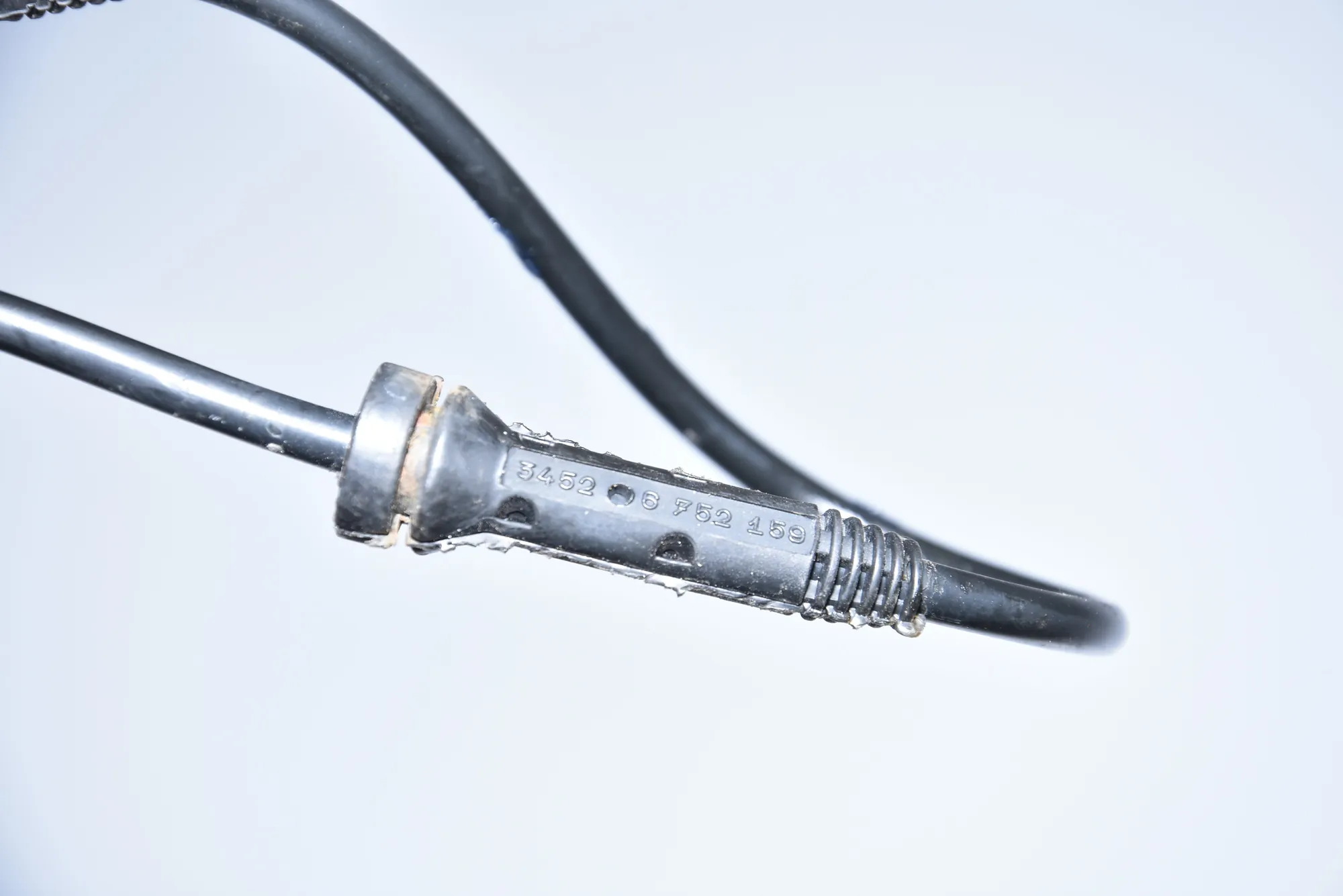 Front Left ABS Sensor – OEM 6752159 · BMW 7 (E65, E66, E67) 745 i, Li 2002 – 4