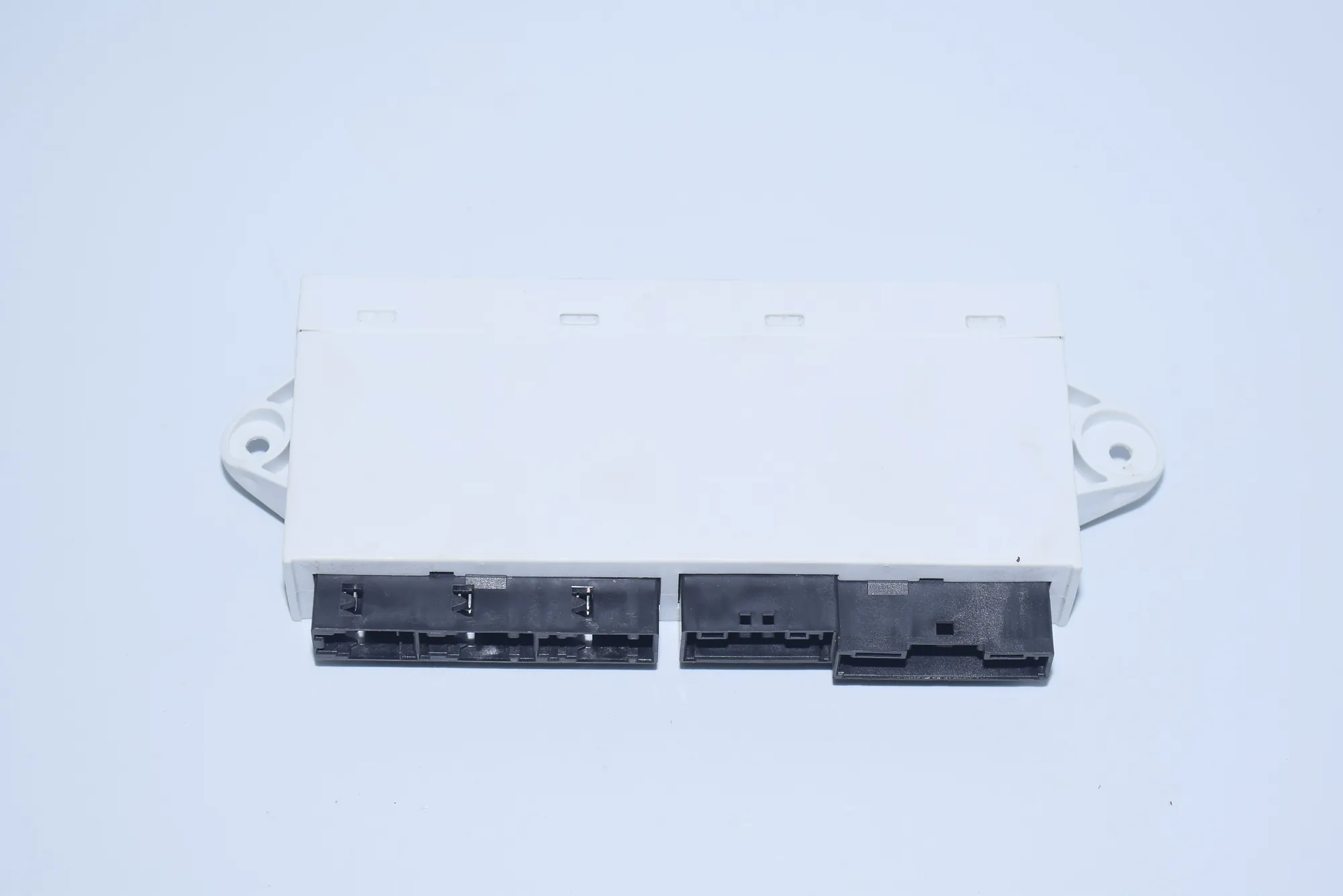Rear Left Door Control Unit – OEM 6921980 · BMW 7 (E65, E66, E67) 745 i, Li 2002 – 5