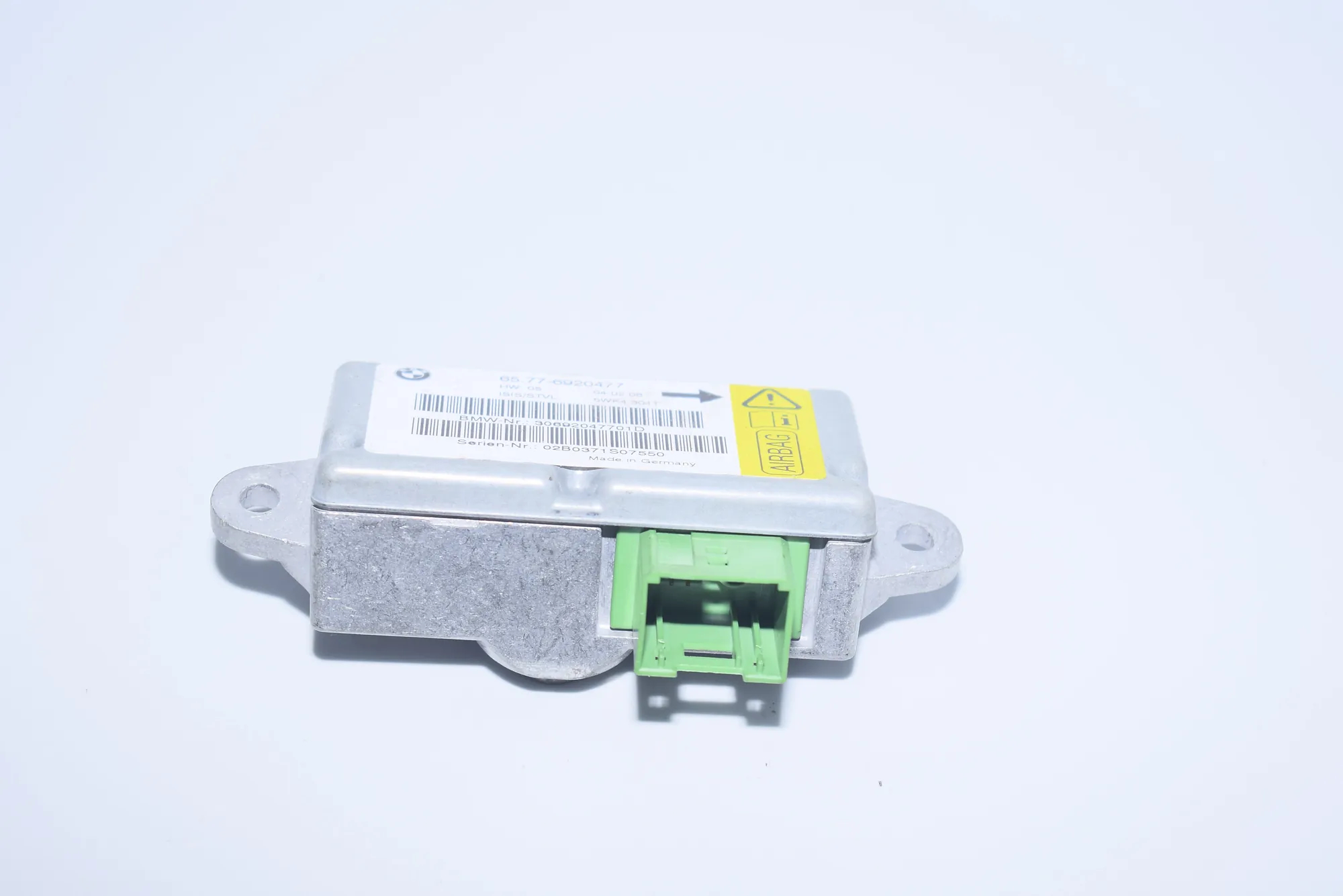 SRS Control Unit – OEM 6920477 · BMW 7 (E65, E66, E67) 745 i, Li 2002 – 3
