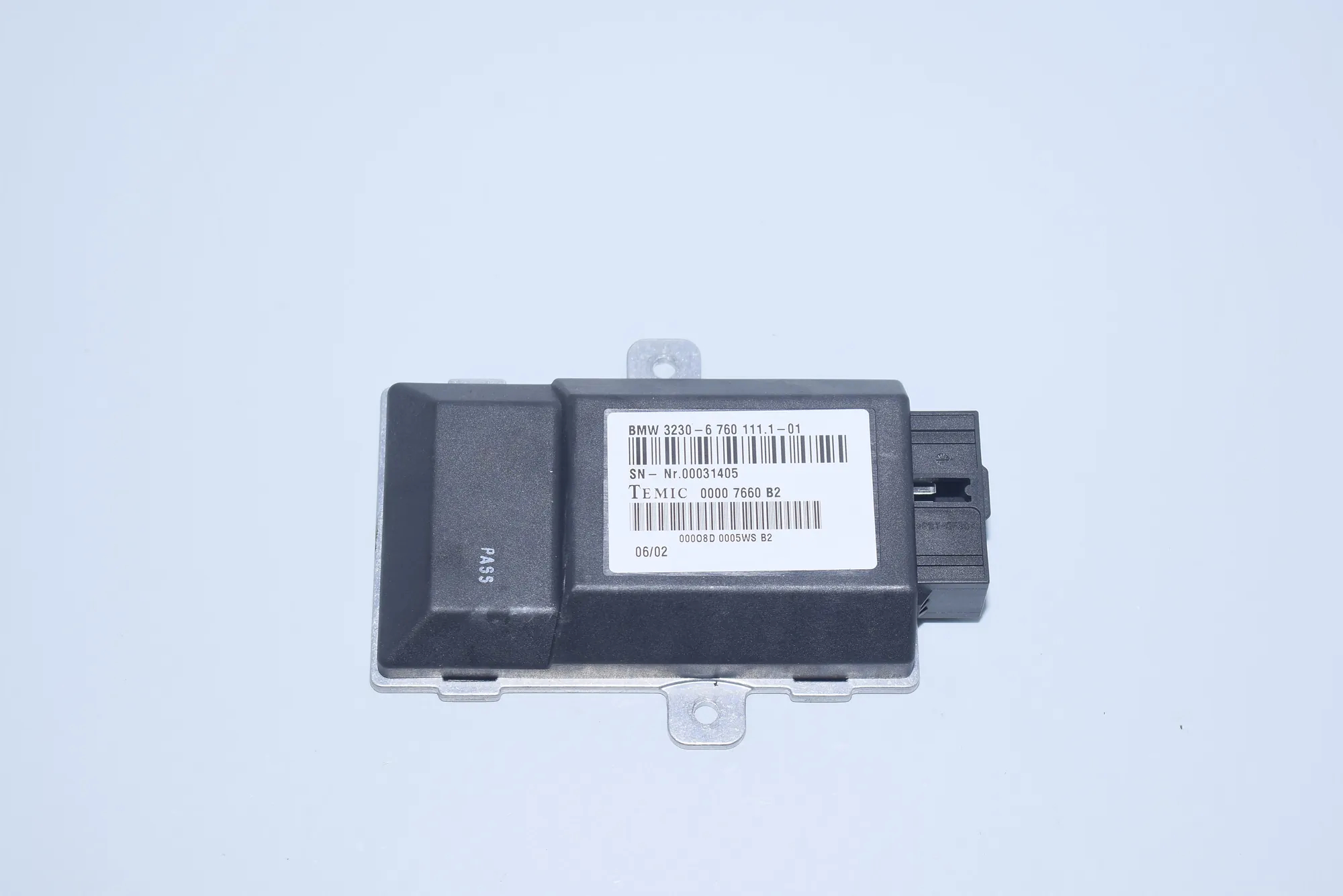 Other Control Units – OEM 6760111 · BMW 7 (E65, E66, E67) 745 i, Li 2002 – 3
