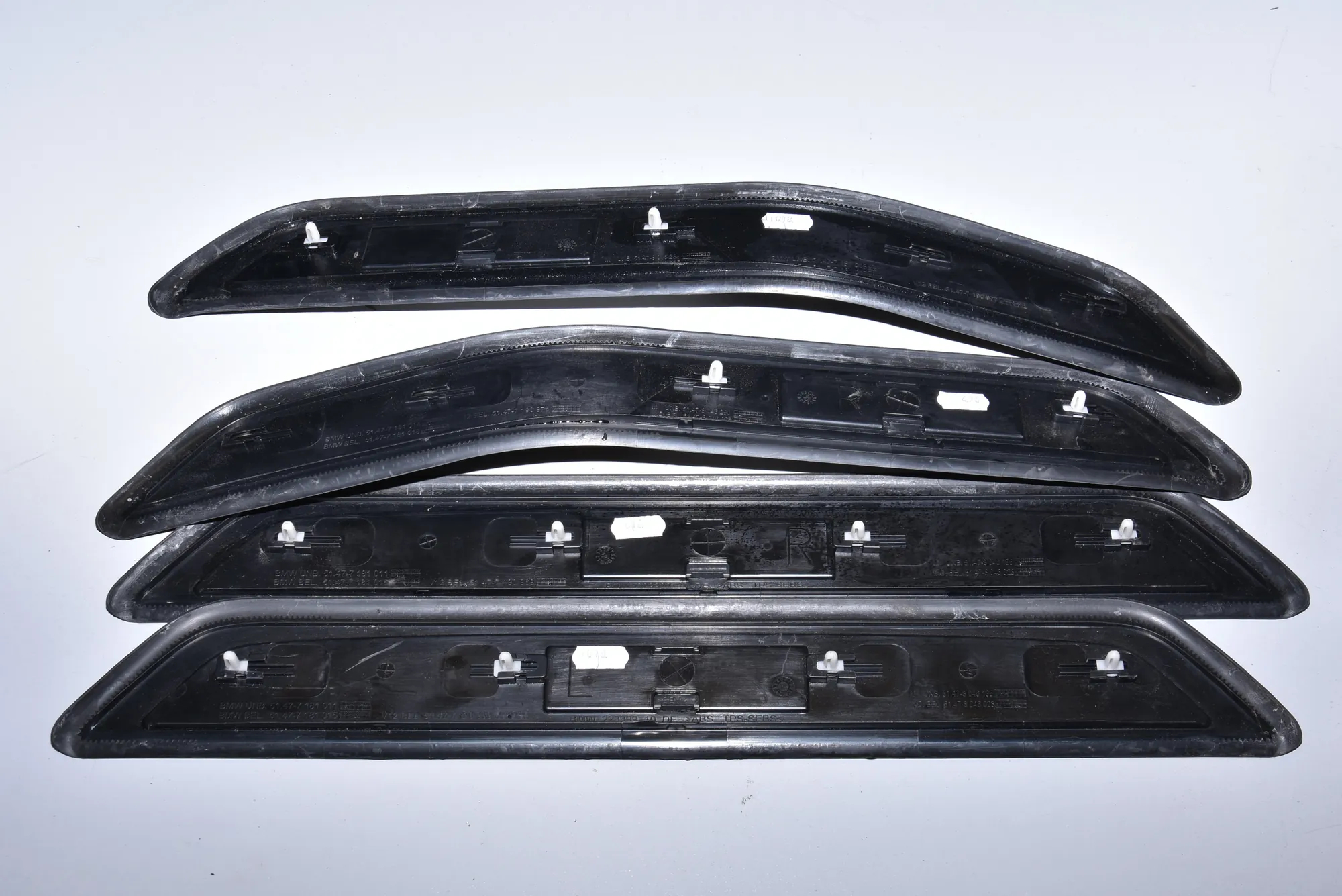Door Sill Trim Kit – OEM 8046135 · BMW 7 (F01, F02) BMW 7 (F01, F02) 730 d 2010 – 4