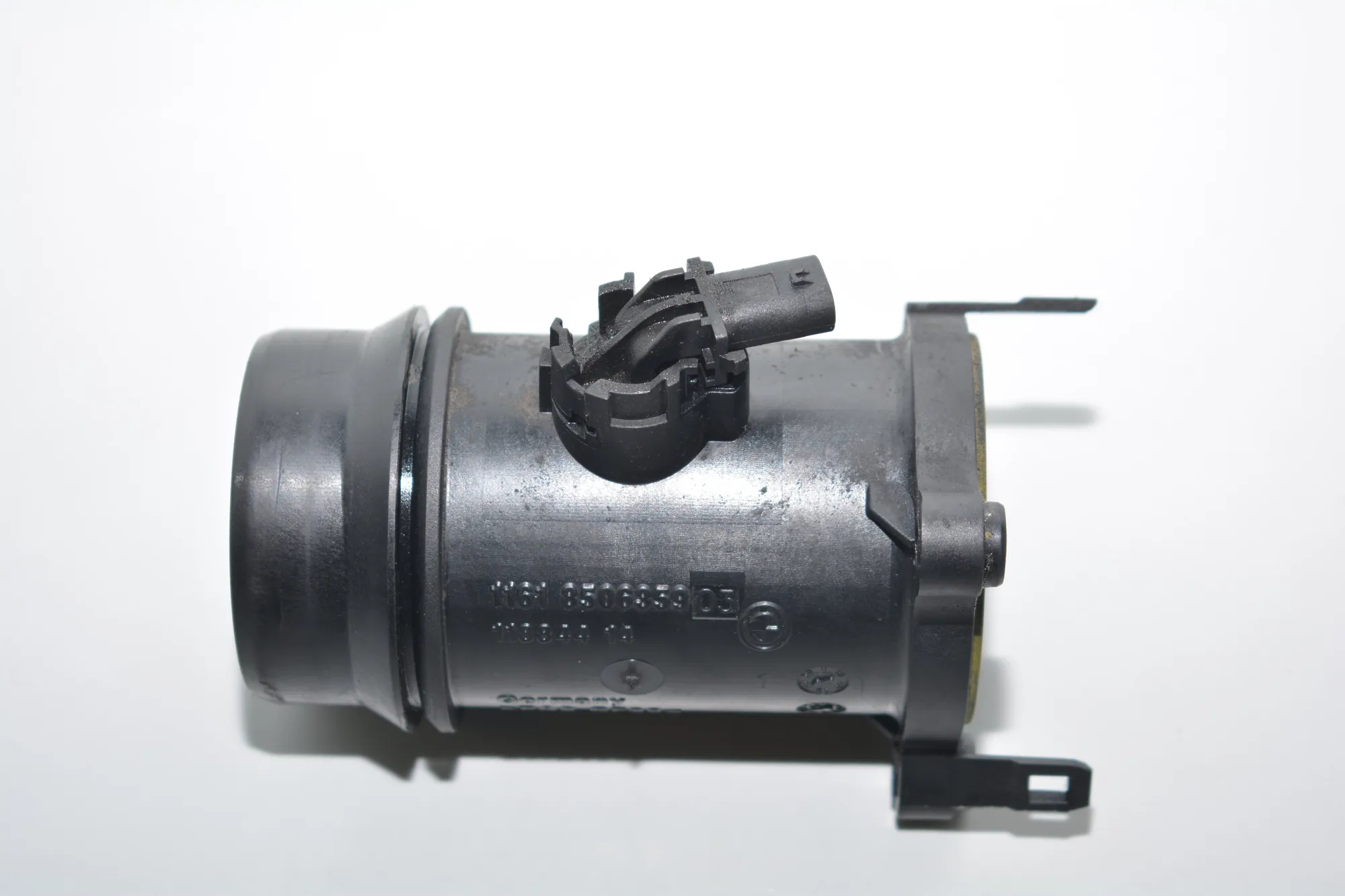 Mass Air Flow Sensor MAF – OEM 8506359 · BMW 3 (E90) 318 d 2010 – 3