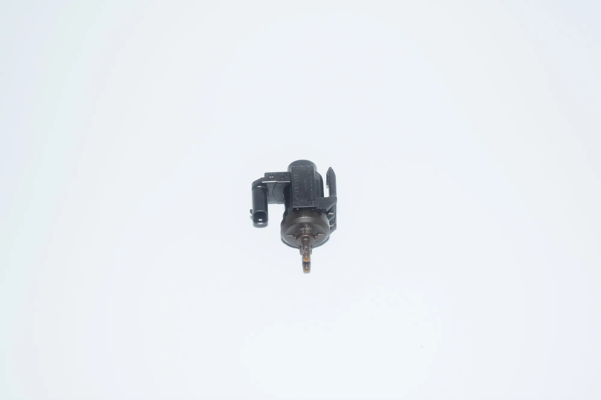 Solenoid Valve – OEM 8570591 · BMW BMW X5 (F15, F85) 2018 – 2