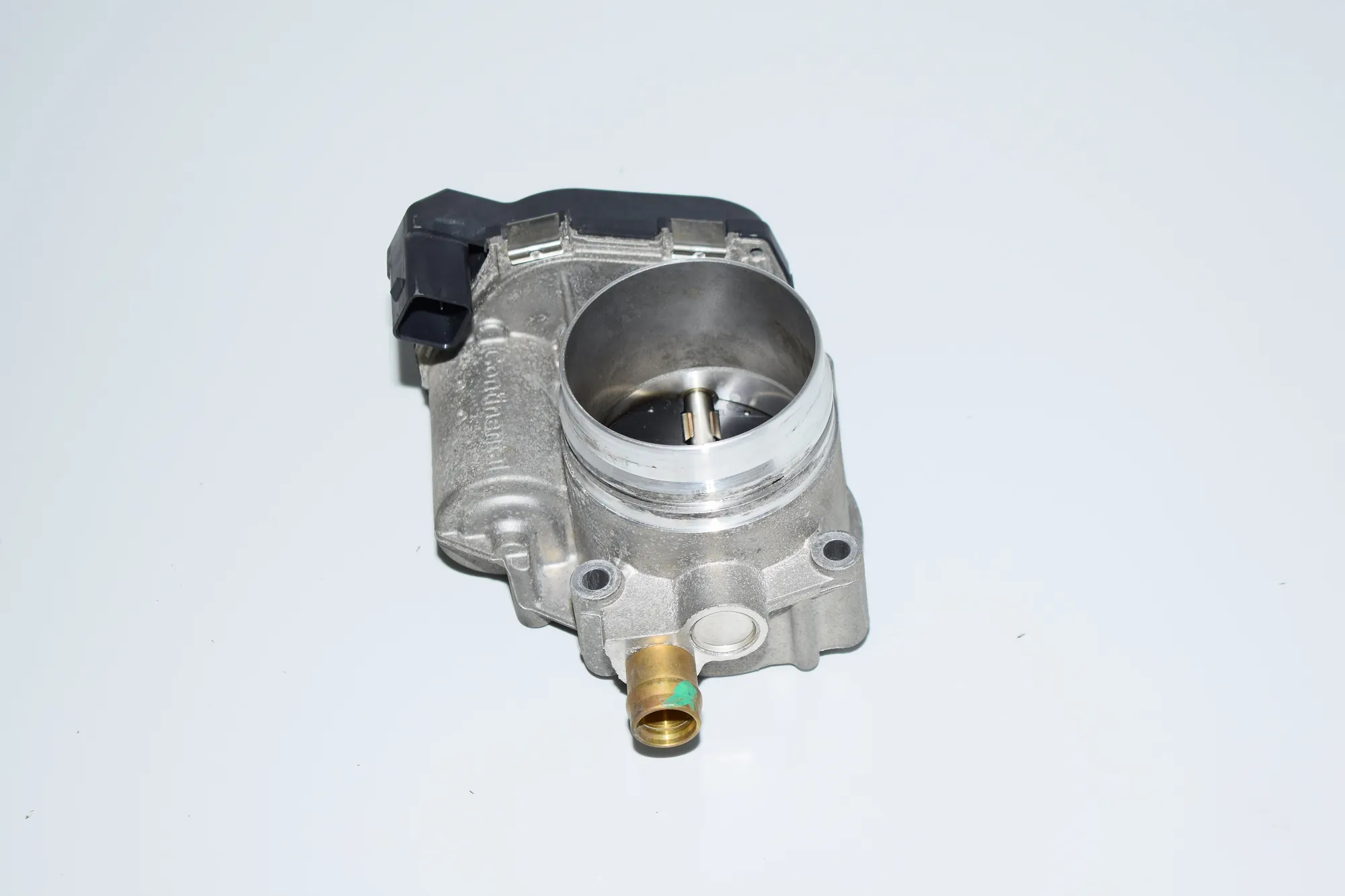 Throttle Body – OEM 7588625 · BMW BMW 3 (F30, F80) 2013 – 2