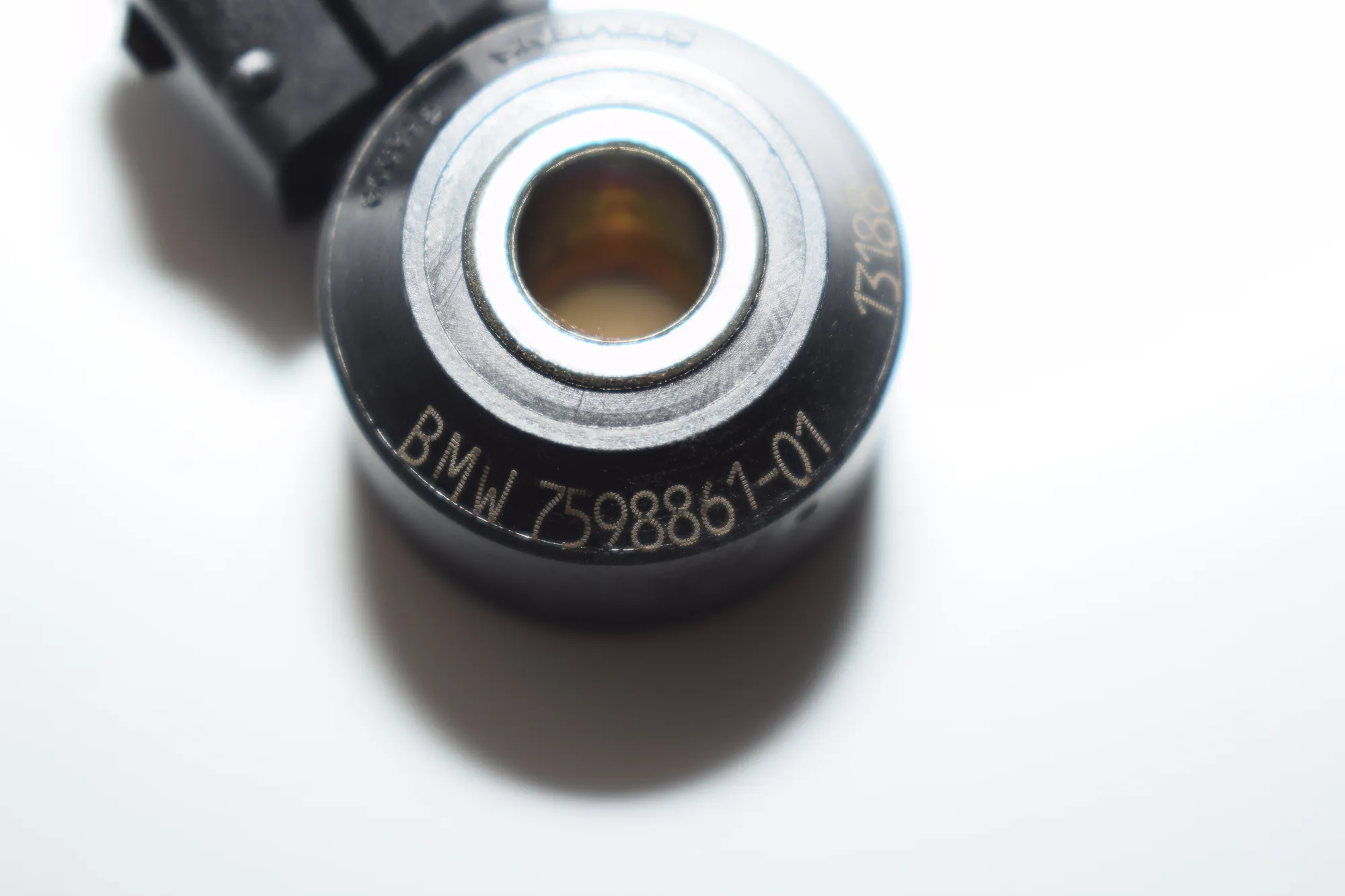 Engine Knock Sensor – OEM 7598861 · BMW BMW 3 (F30, F80) 2013 – 4