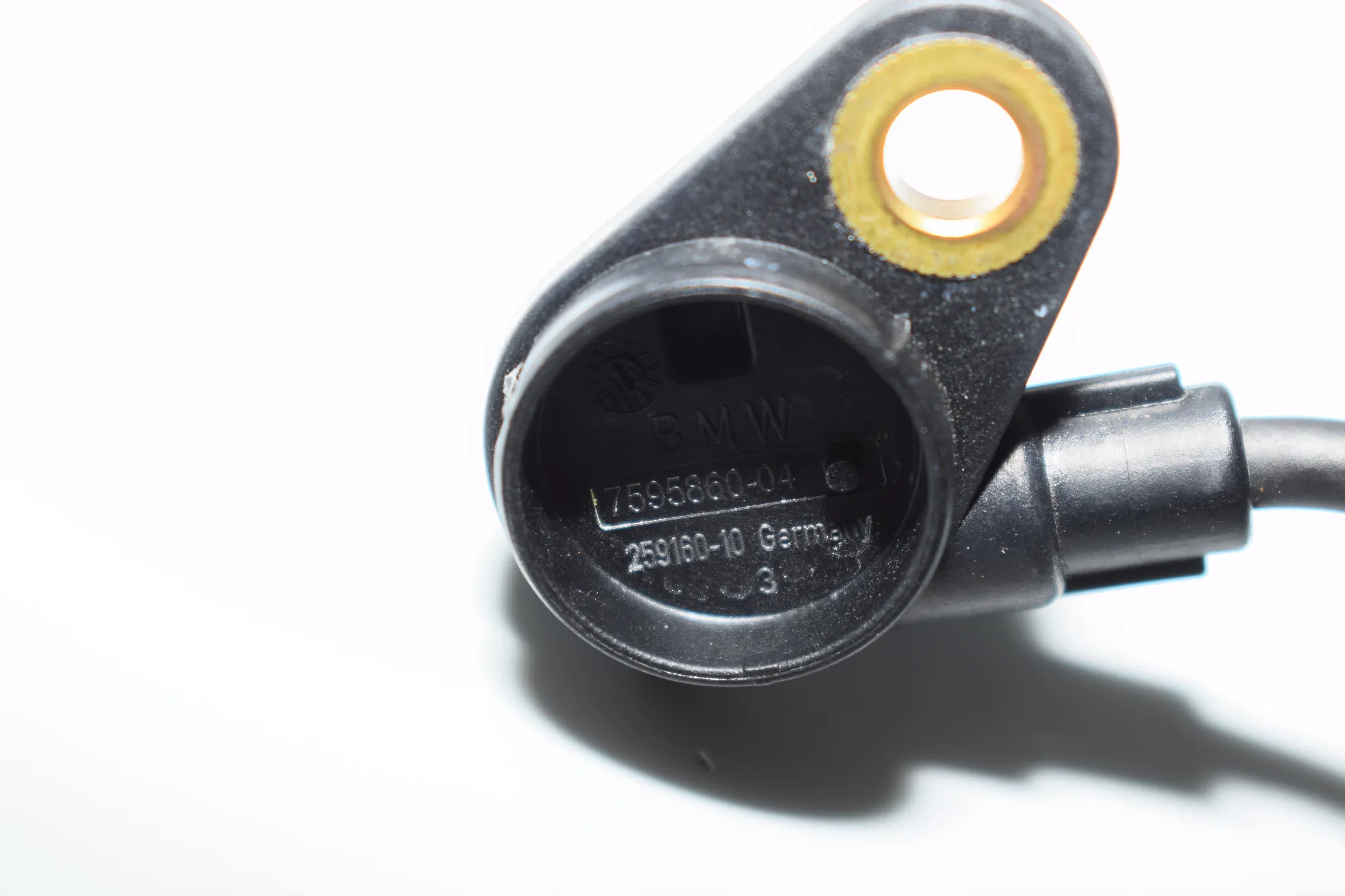 Crankshaft Position Sensor – OEM 7595860 · BMW BMW 3 (F30, F80) 2013 – 4
