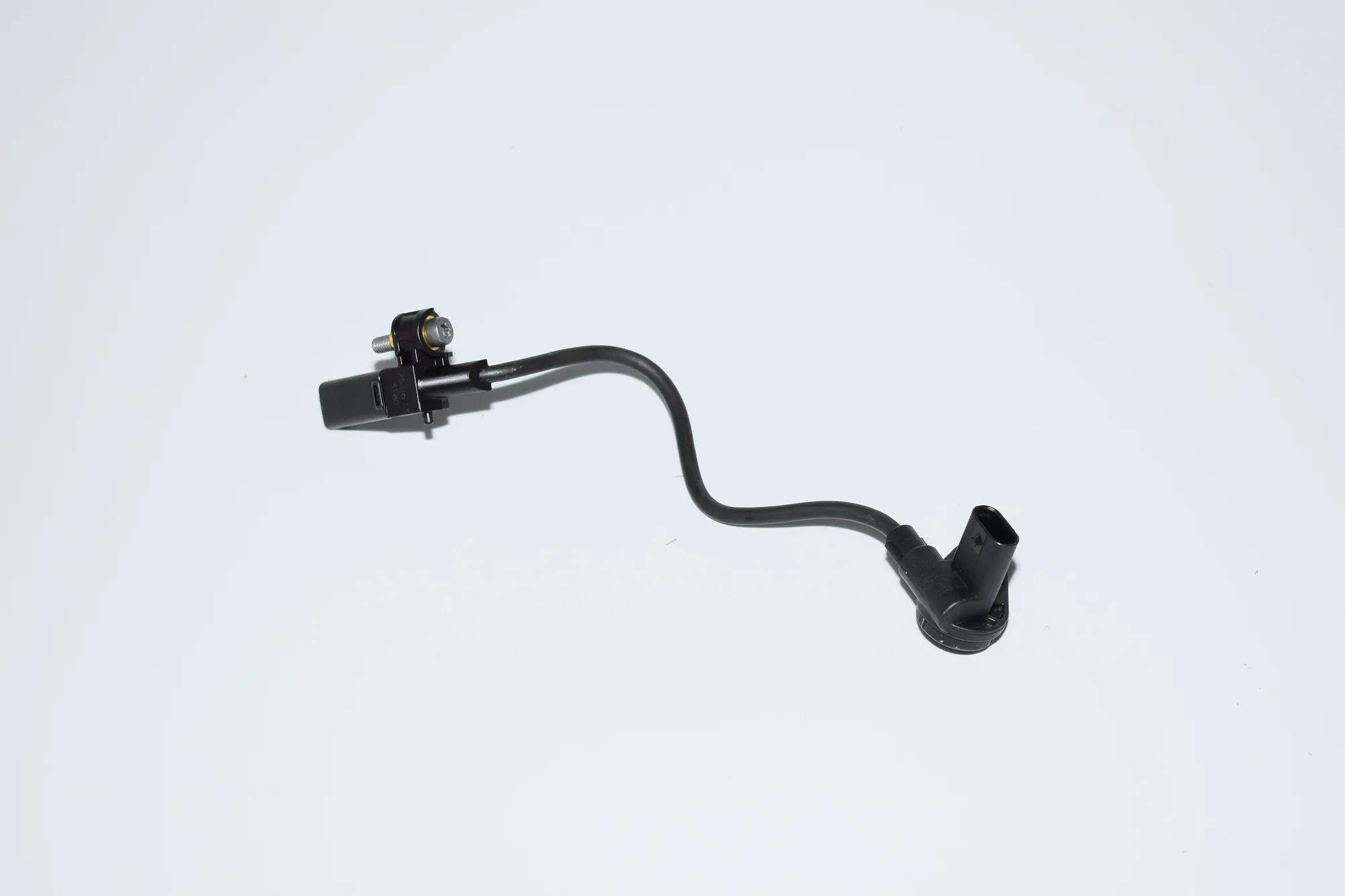 Crankshaft Position Sensor – OEM 7595860 · BMW BMW 3 (F30, F80) 2013 – 3