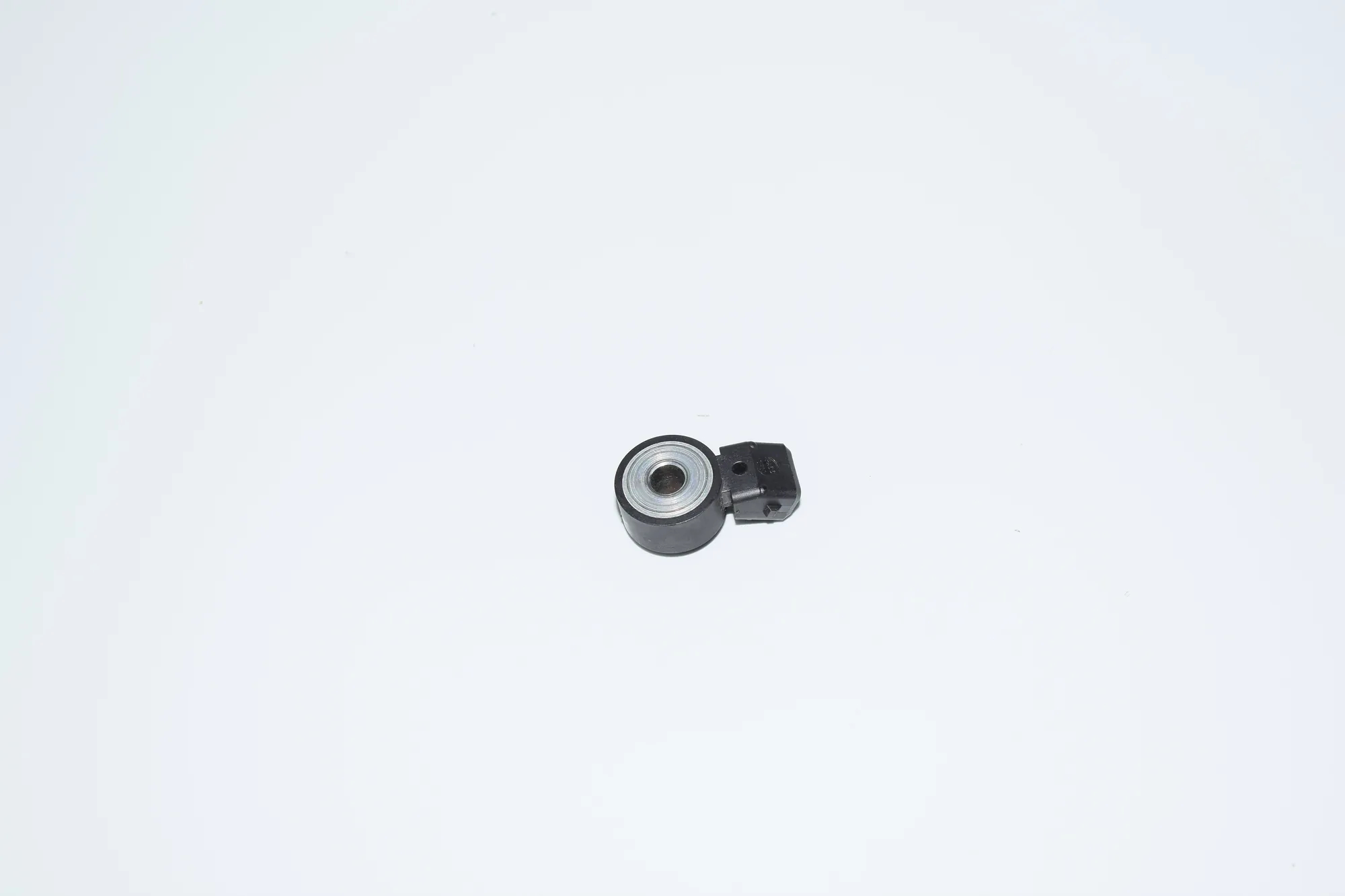 Engine Knock Sensor – OEM 7598861 · BMW BMW 3 (F30, F80) 2013 – 3