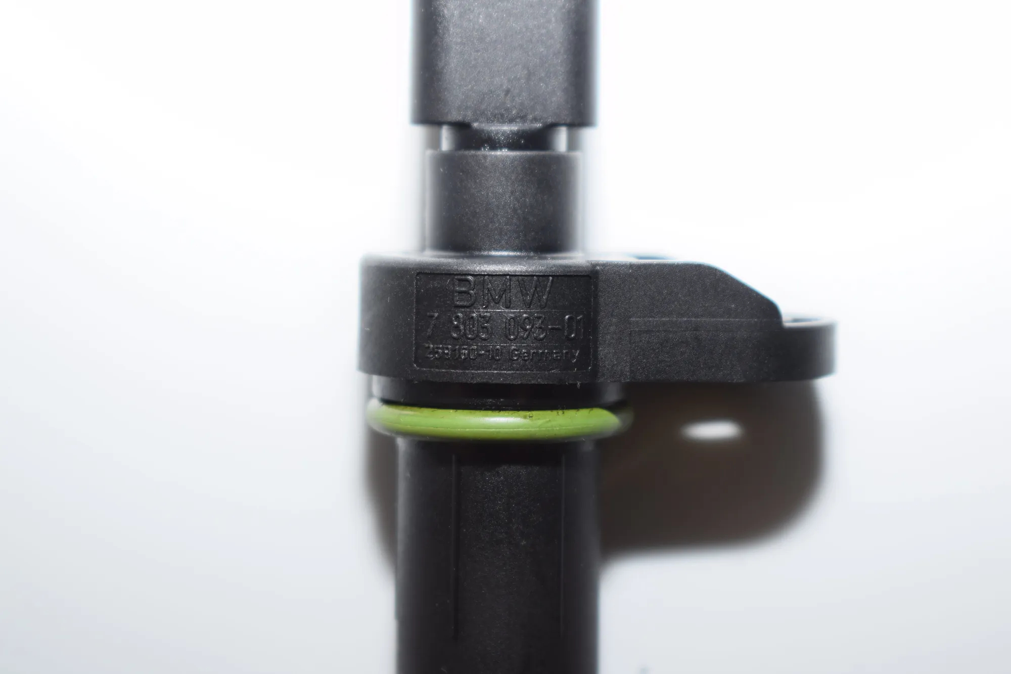 Camshaft Position Sensor – OEM 7803093 · BMW BMW X4 (F26) 2015 – 4