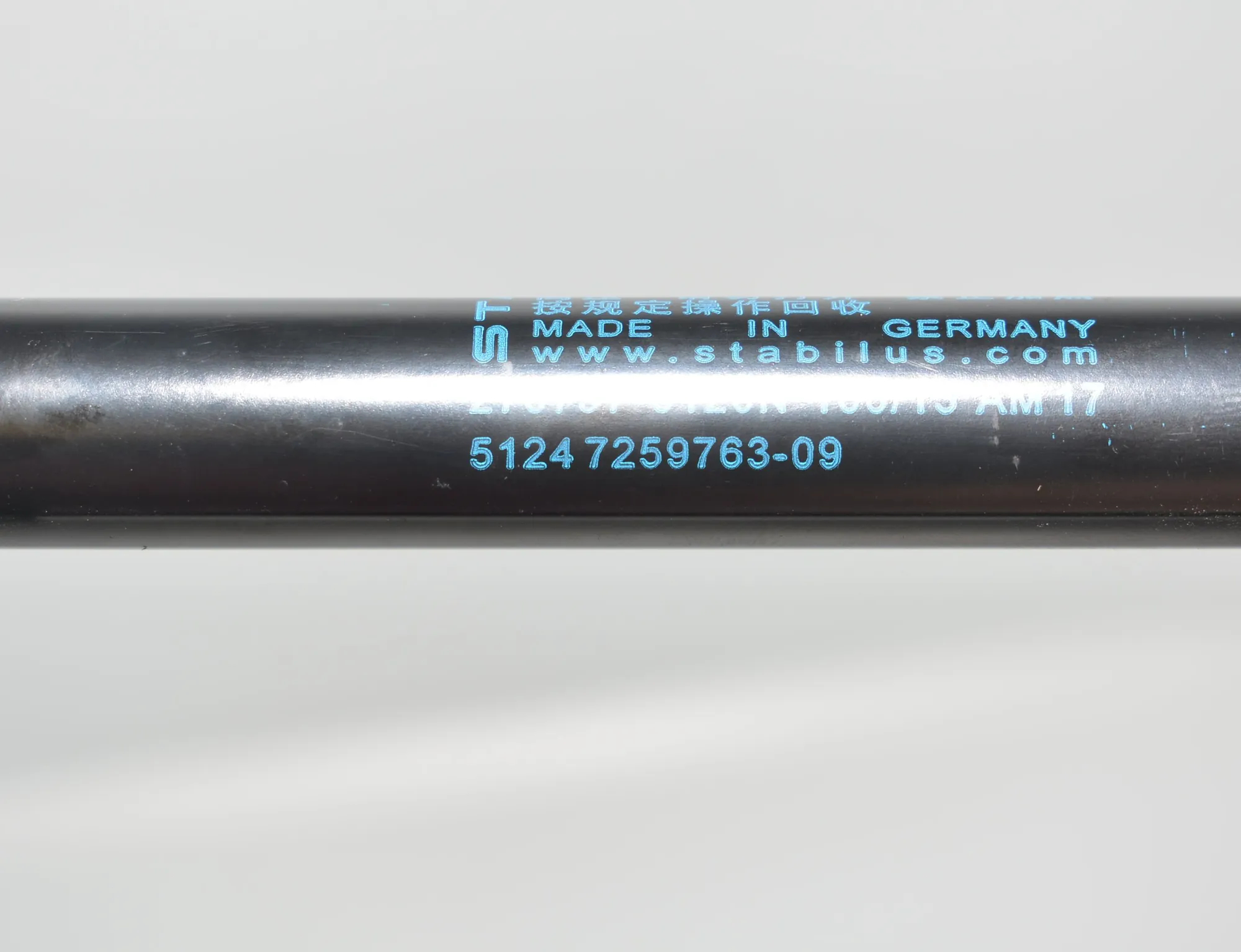 Left Side Tailgate Gas Strut – OEM 7259763 · BMW BMW 3 (F30, F80) 2013 – 4