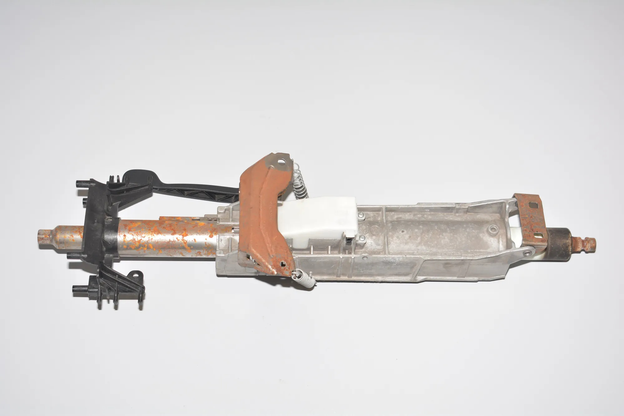 Steering Wheel Adjustment Mechanism – OEM 6858560 · BMW BMW 3 (F30, F80) 2013