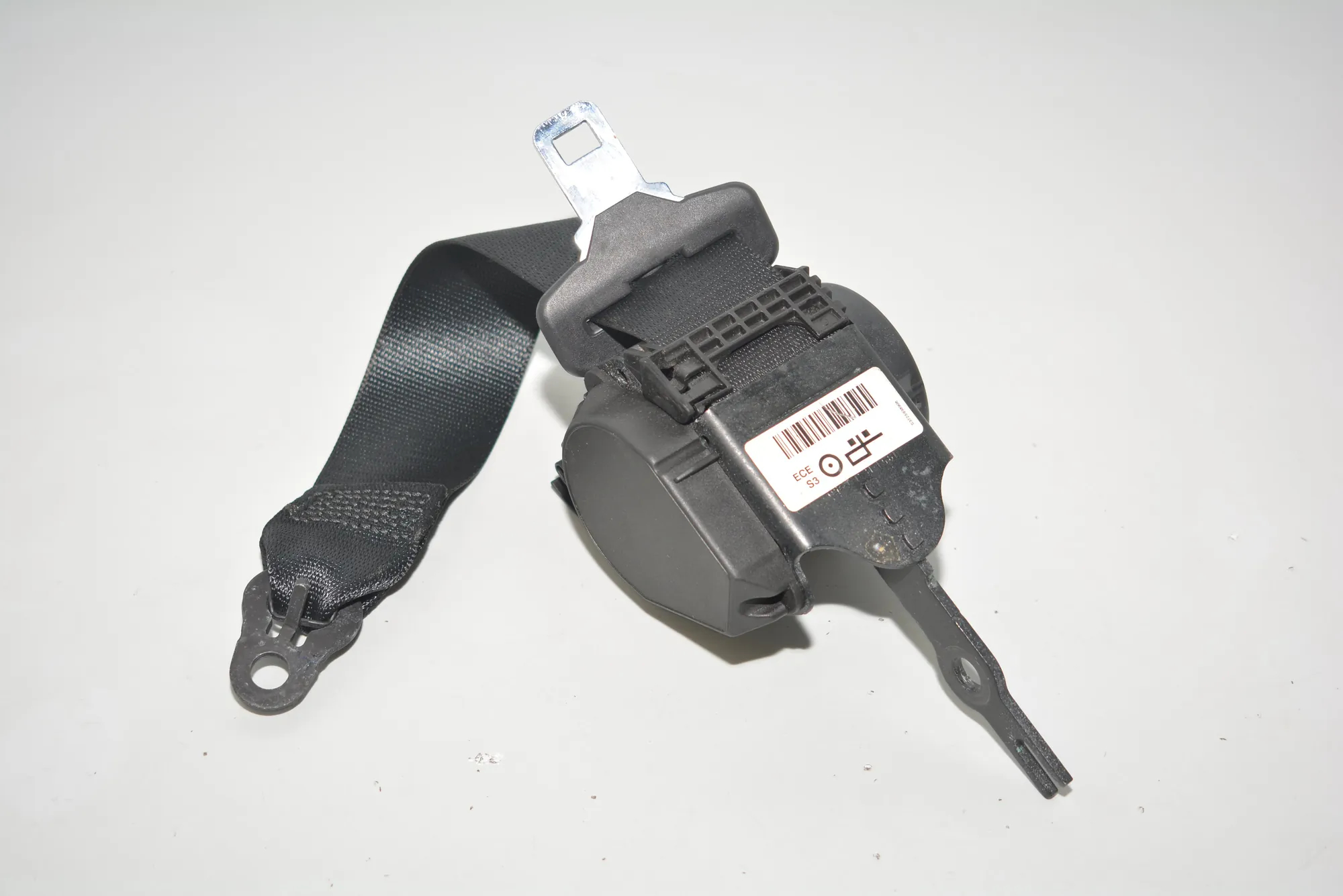 Rear Left Seatbelt – OEM 7259389 · BMW BMW 3 (F30, F80) 2013 – 4