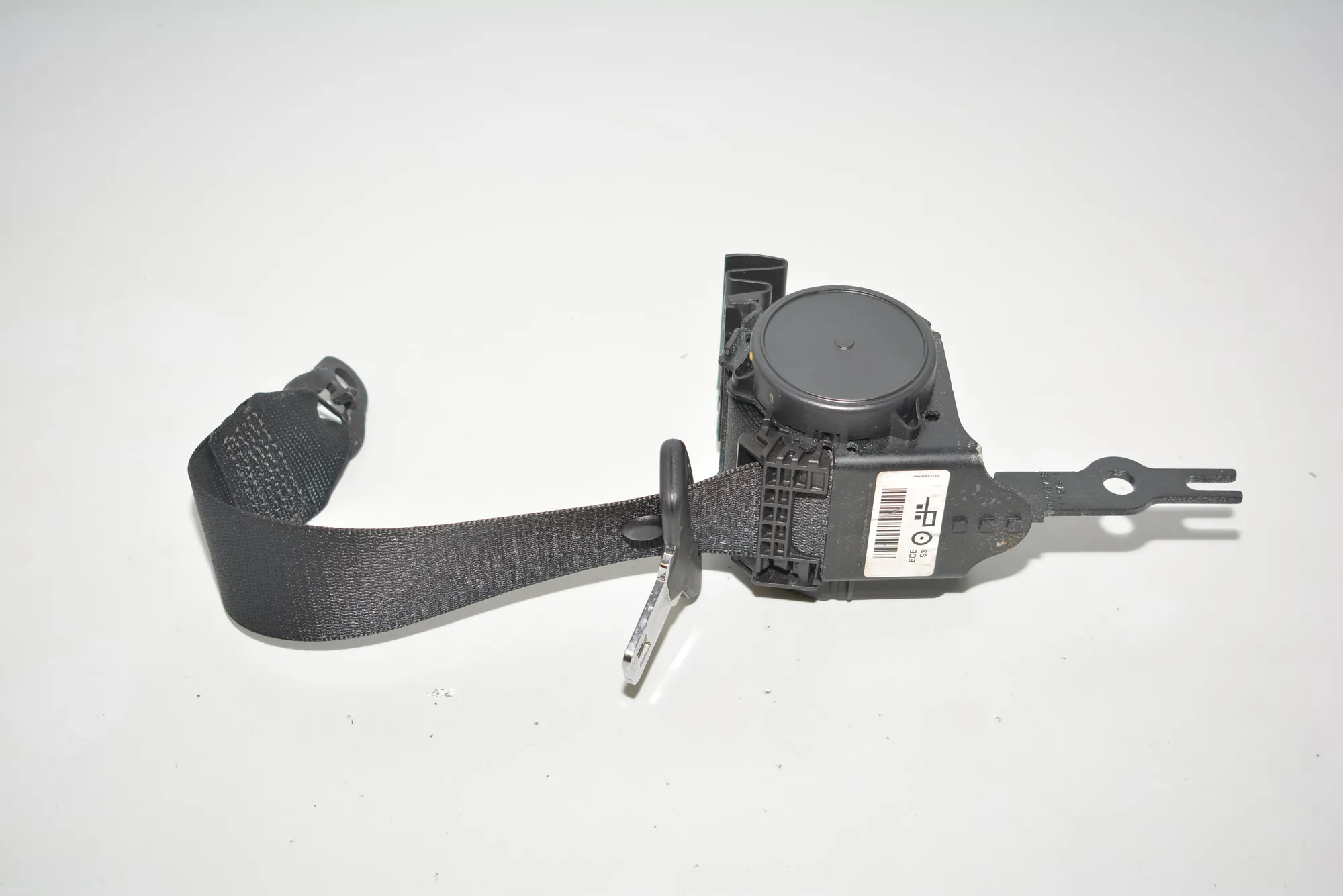 Rear Left Seatbelt – OEM 7259389 · BMW BMW 3 (F30, F80) 2013 – 3